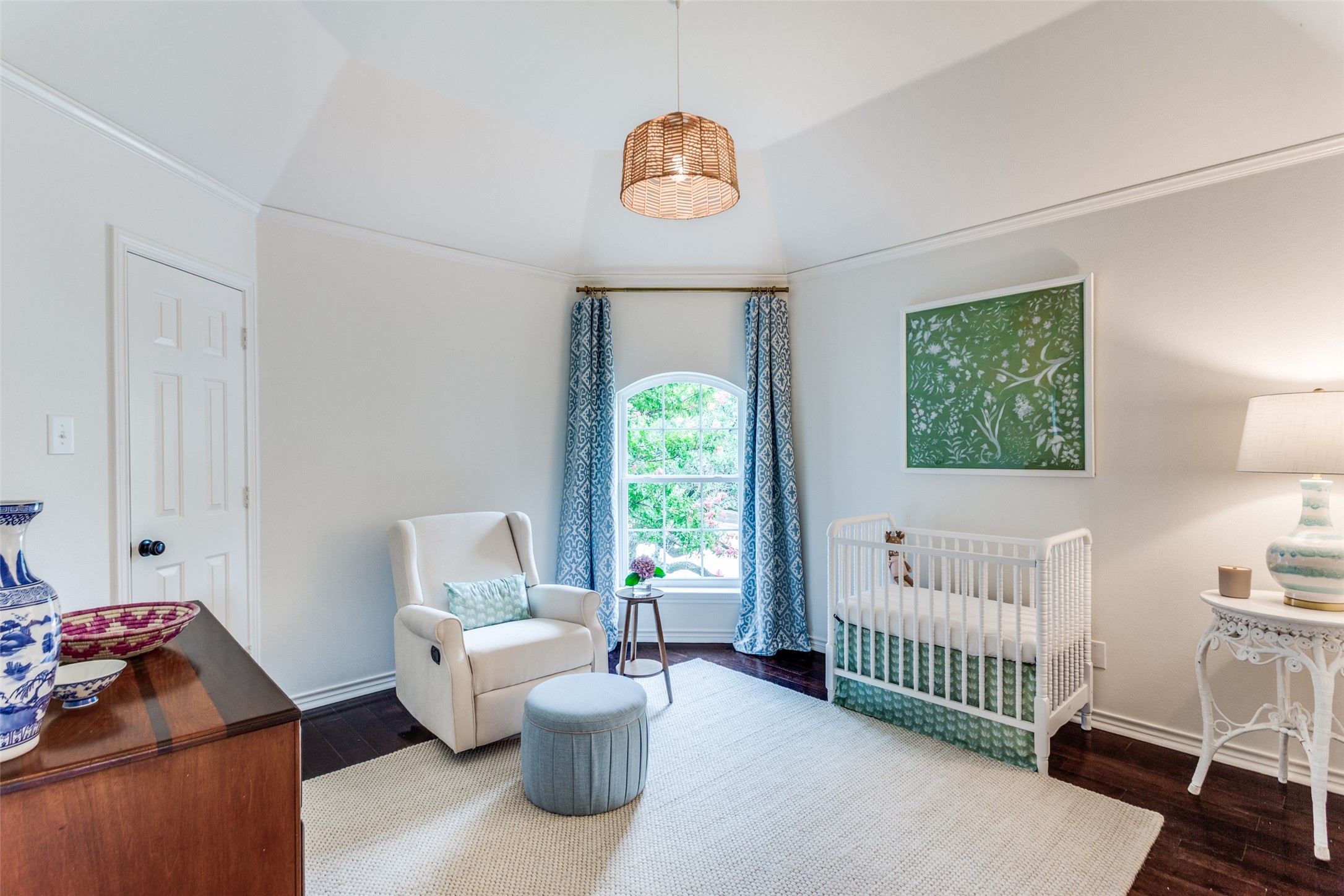 3305 St Albans Circle