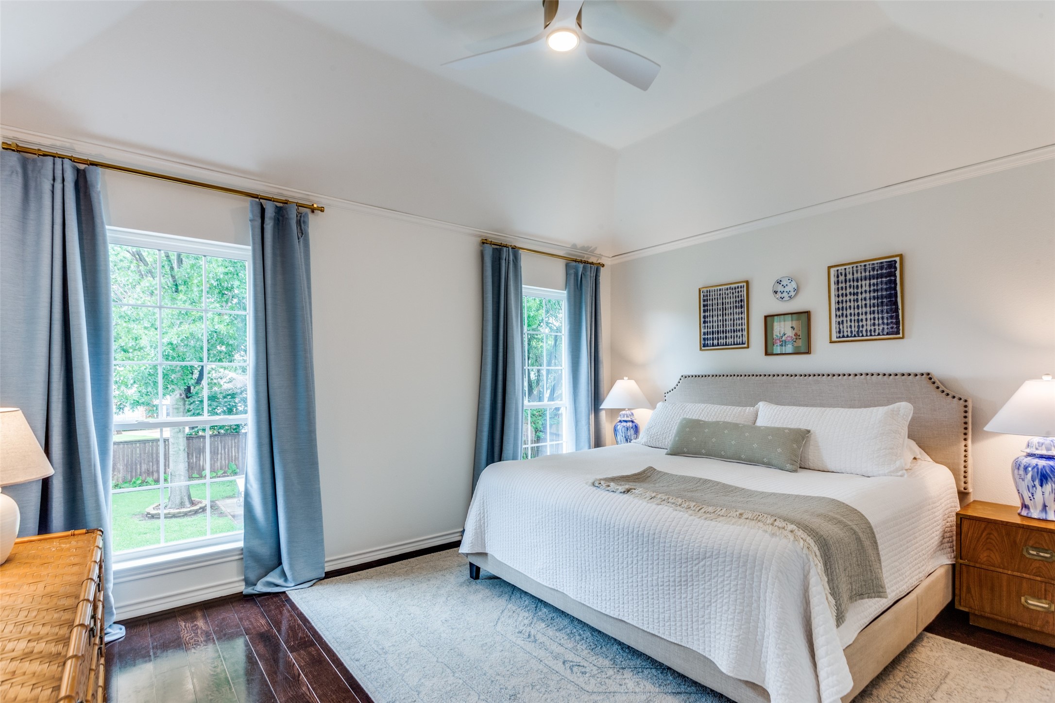 3305 St Albans Circle