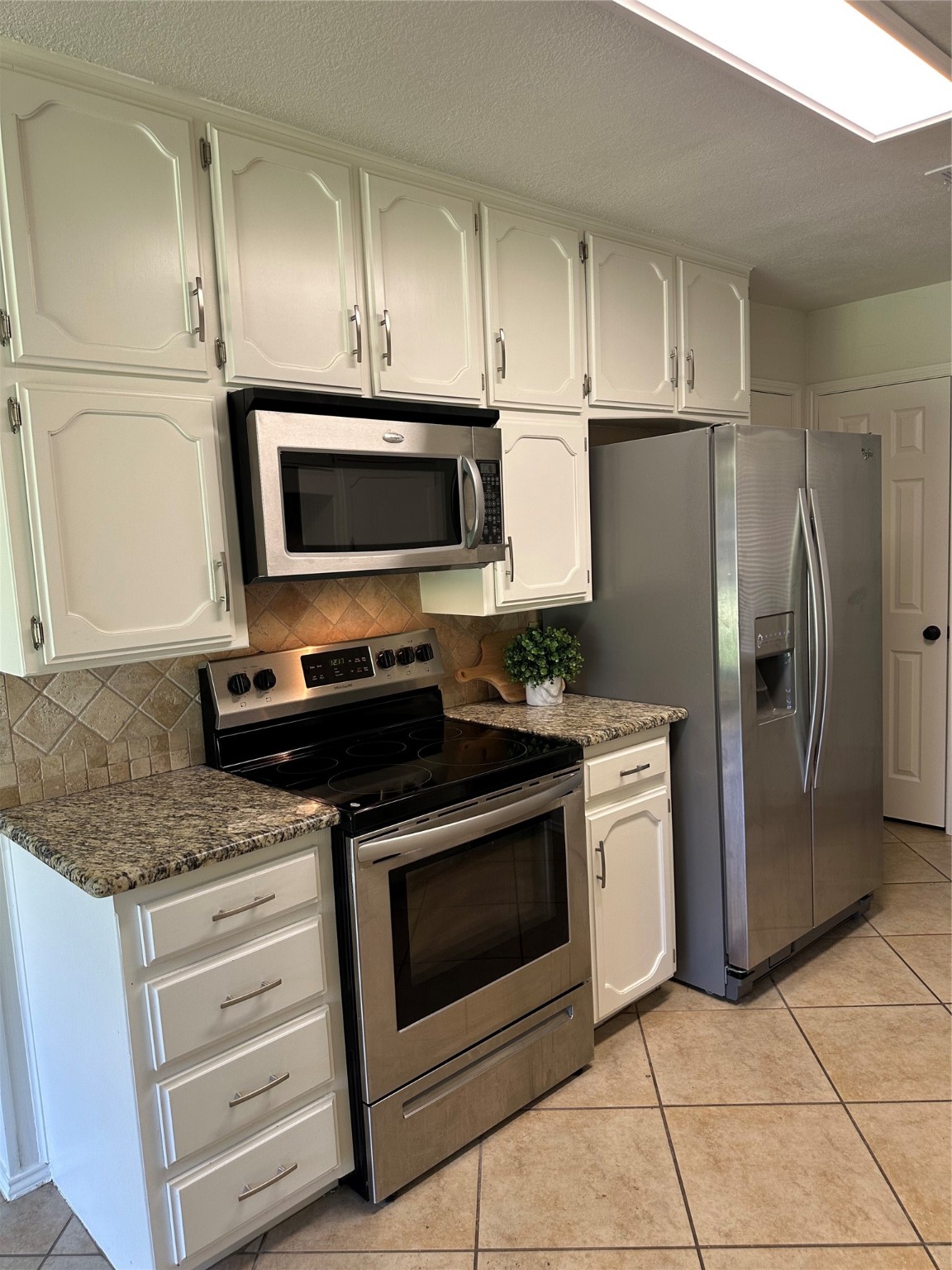 302 Dove Creek Trail