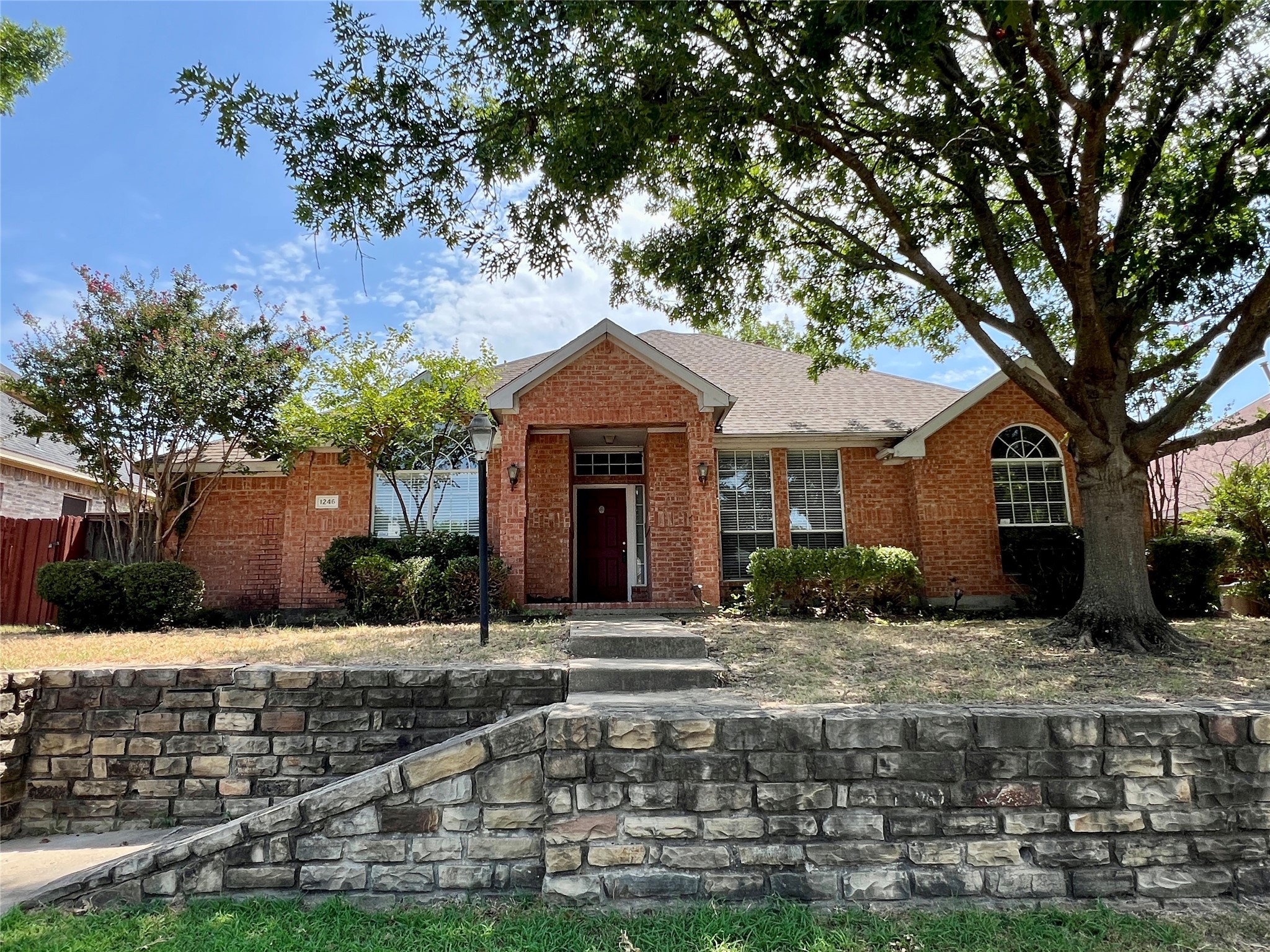 1246 Rivercrest Drive