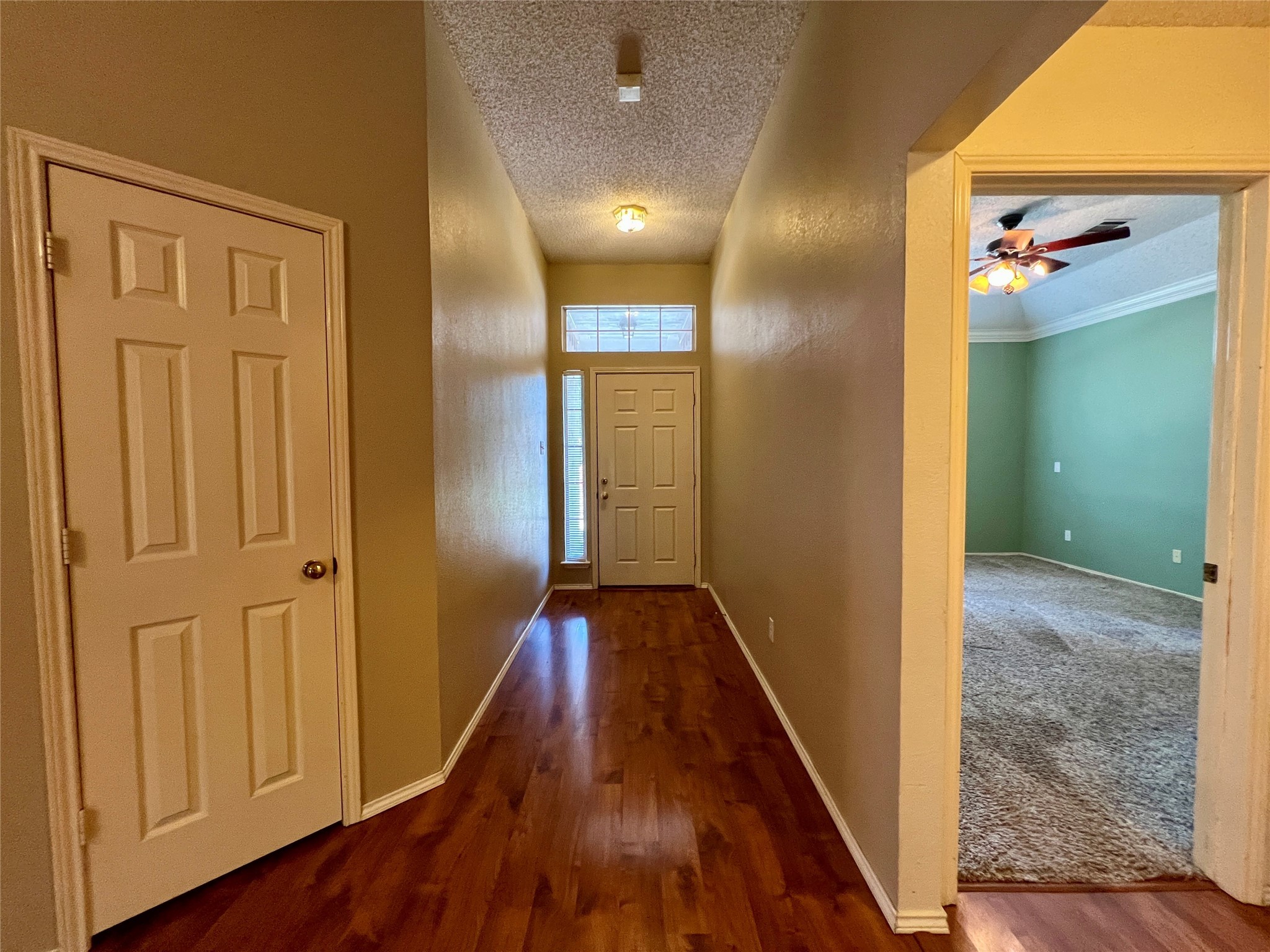 1246 Rivercrest Drive