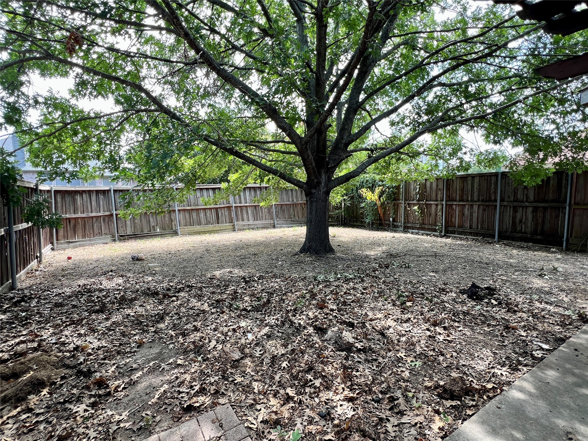 1246 Rivercrest Drive