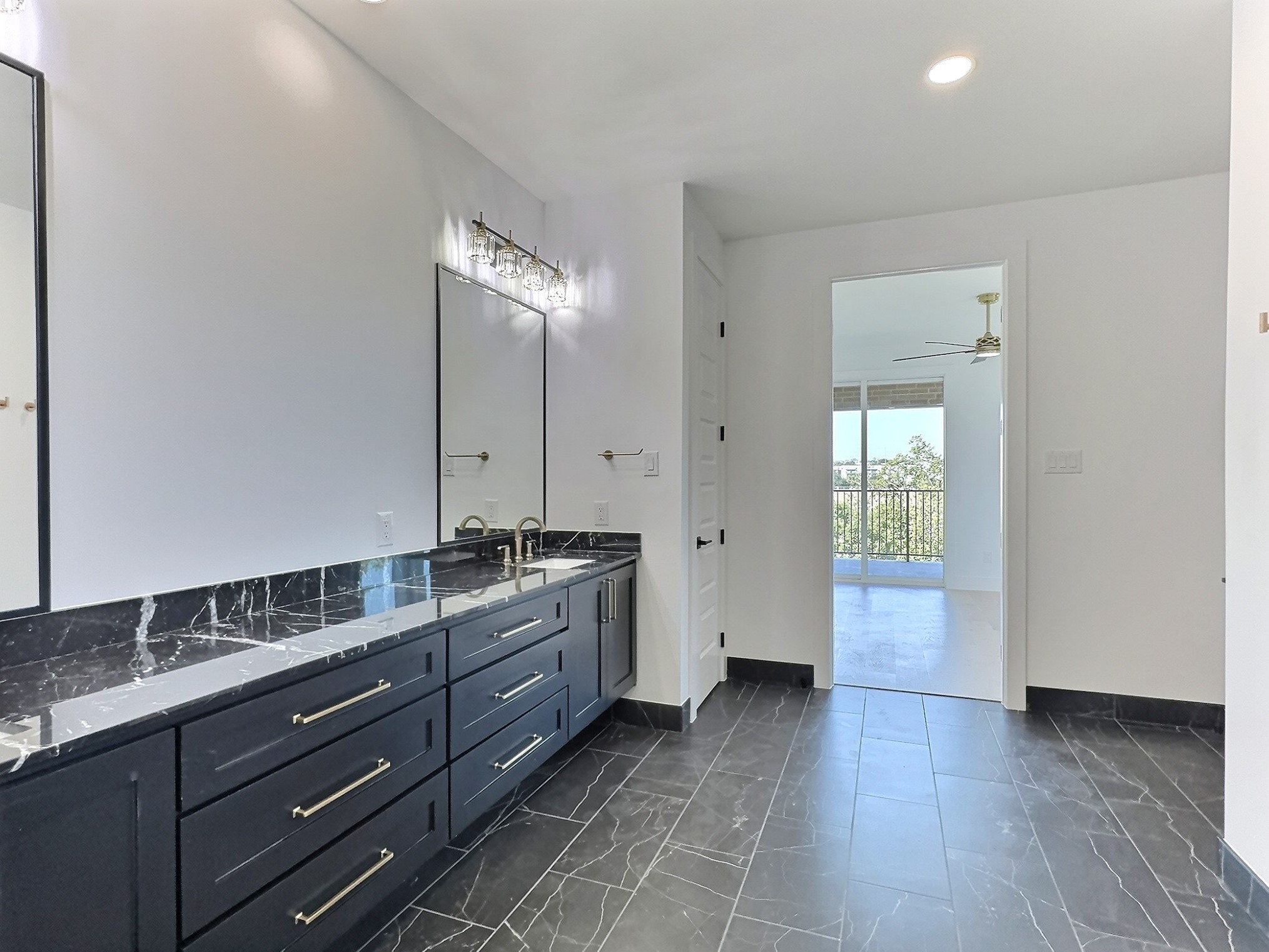 400 Vista Buena Trail