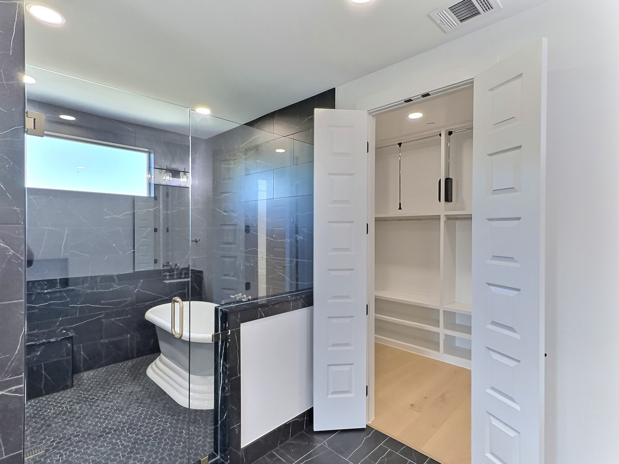 400 Vista Buena Trail