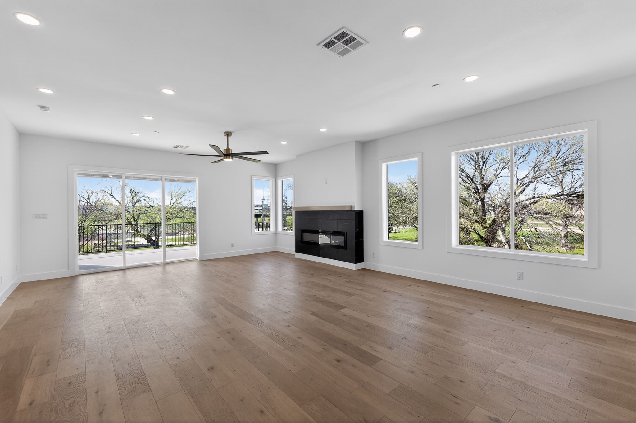 400 Vista Buena Trail