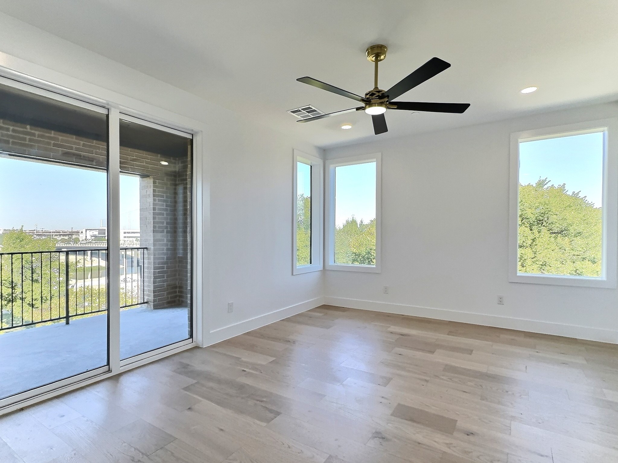 400 Vista Buena Trail