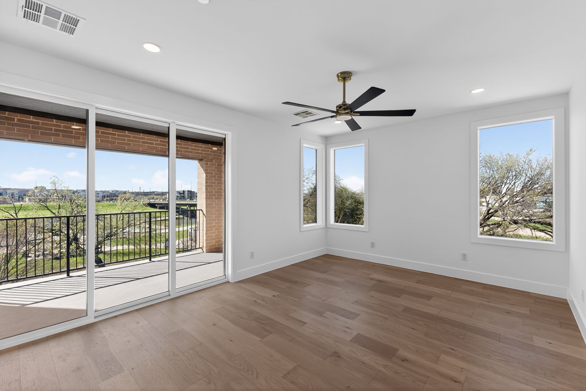 400 Vista Buena Trail
