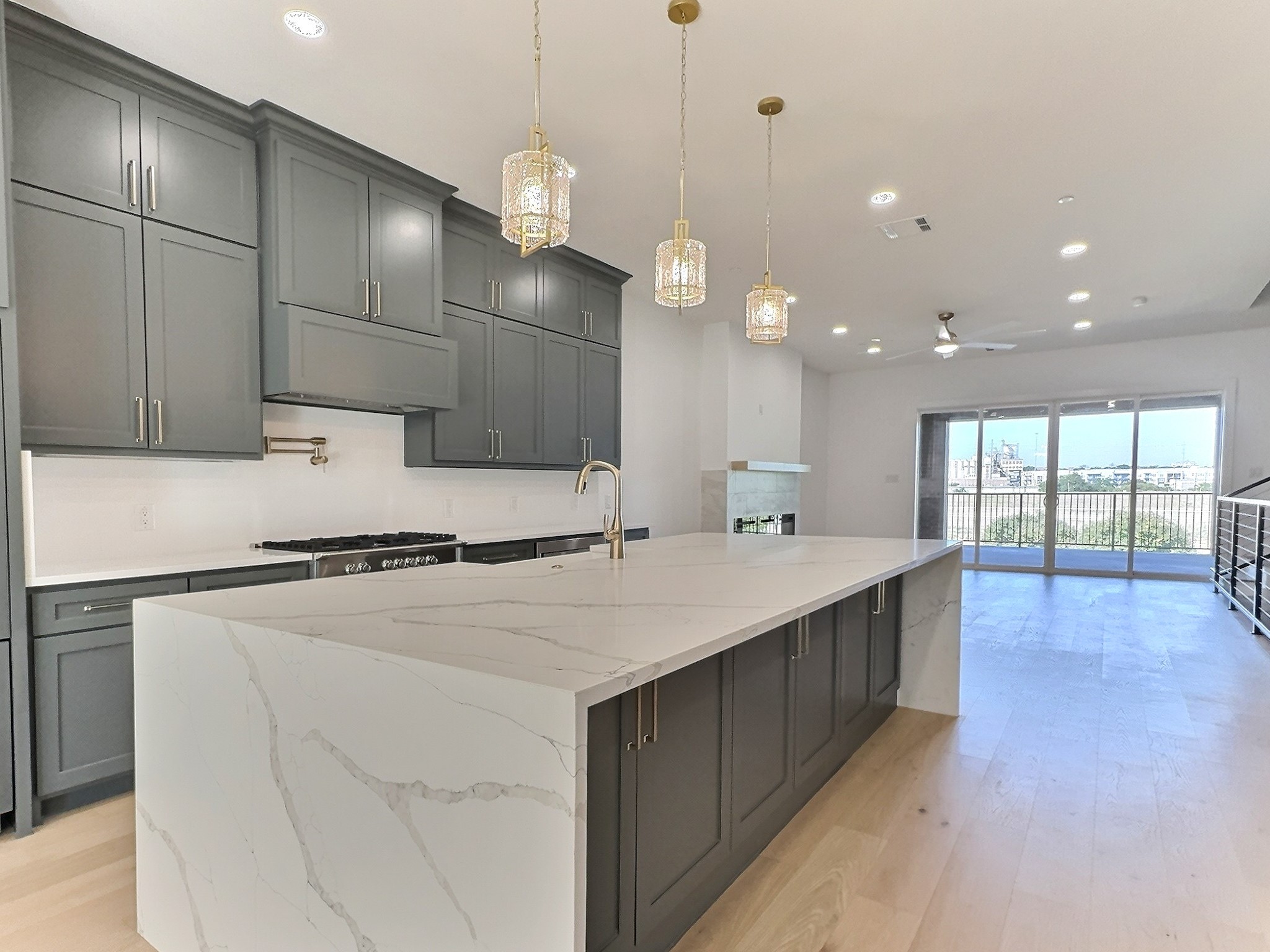 404 Vista Buena Trail