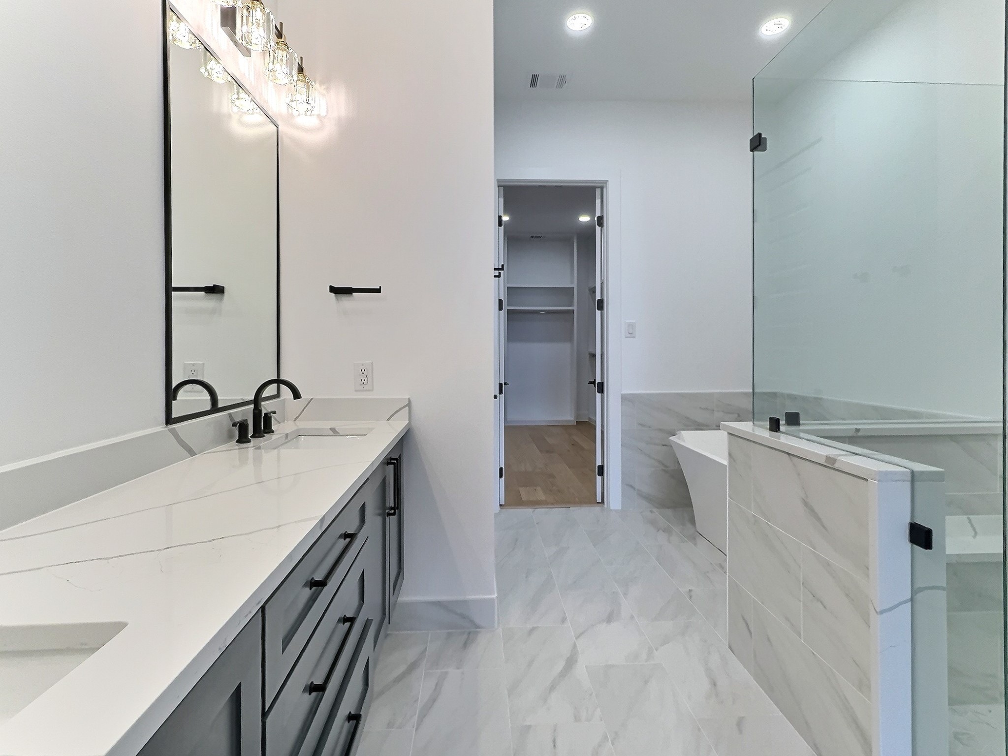 404 Vista Buena Trail