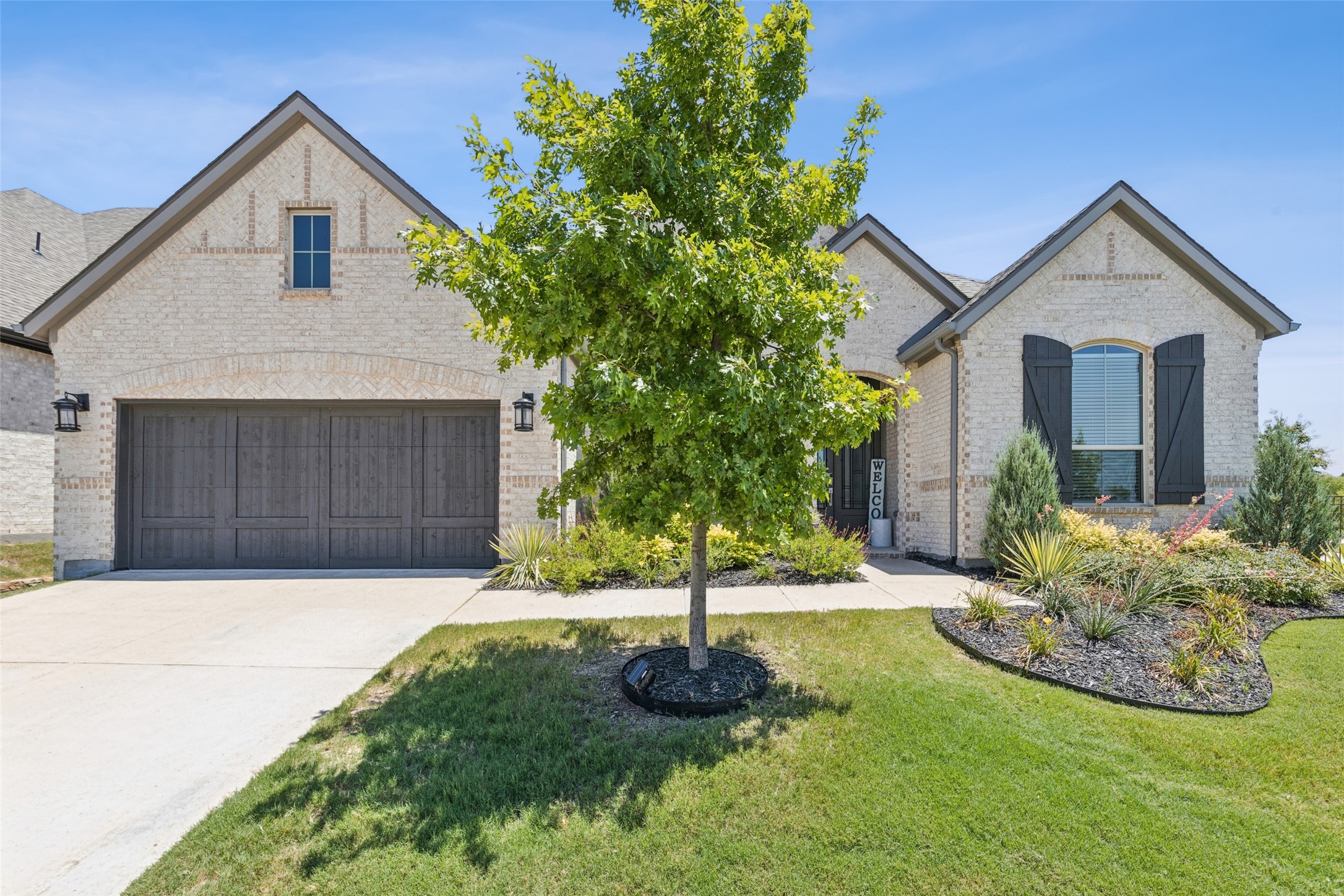 9200 White Birch Trail