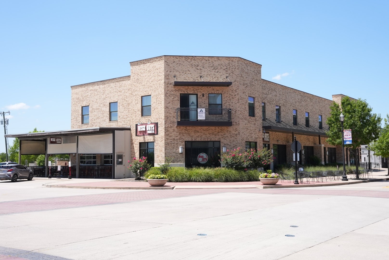 311 S Oak Street 275.10