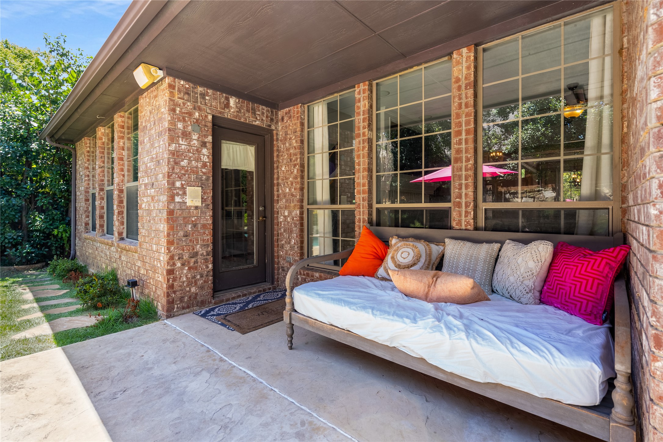 1016 Canongate Drive