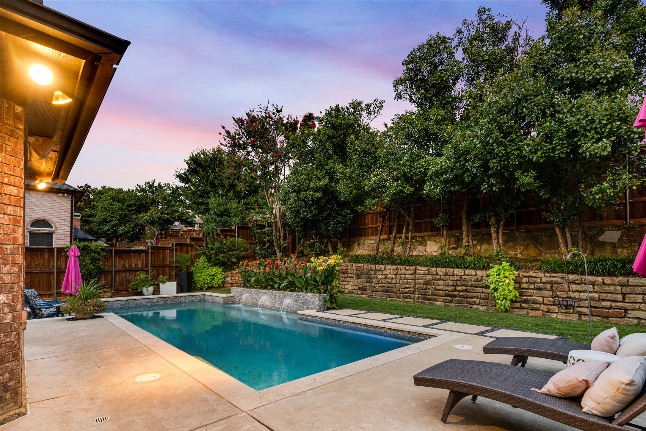 1016 Canongate Drive