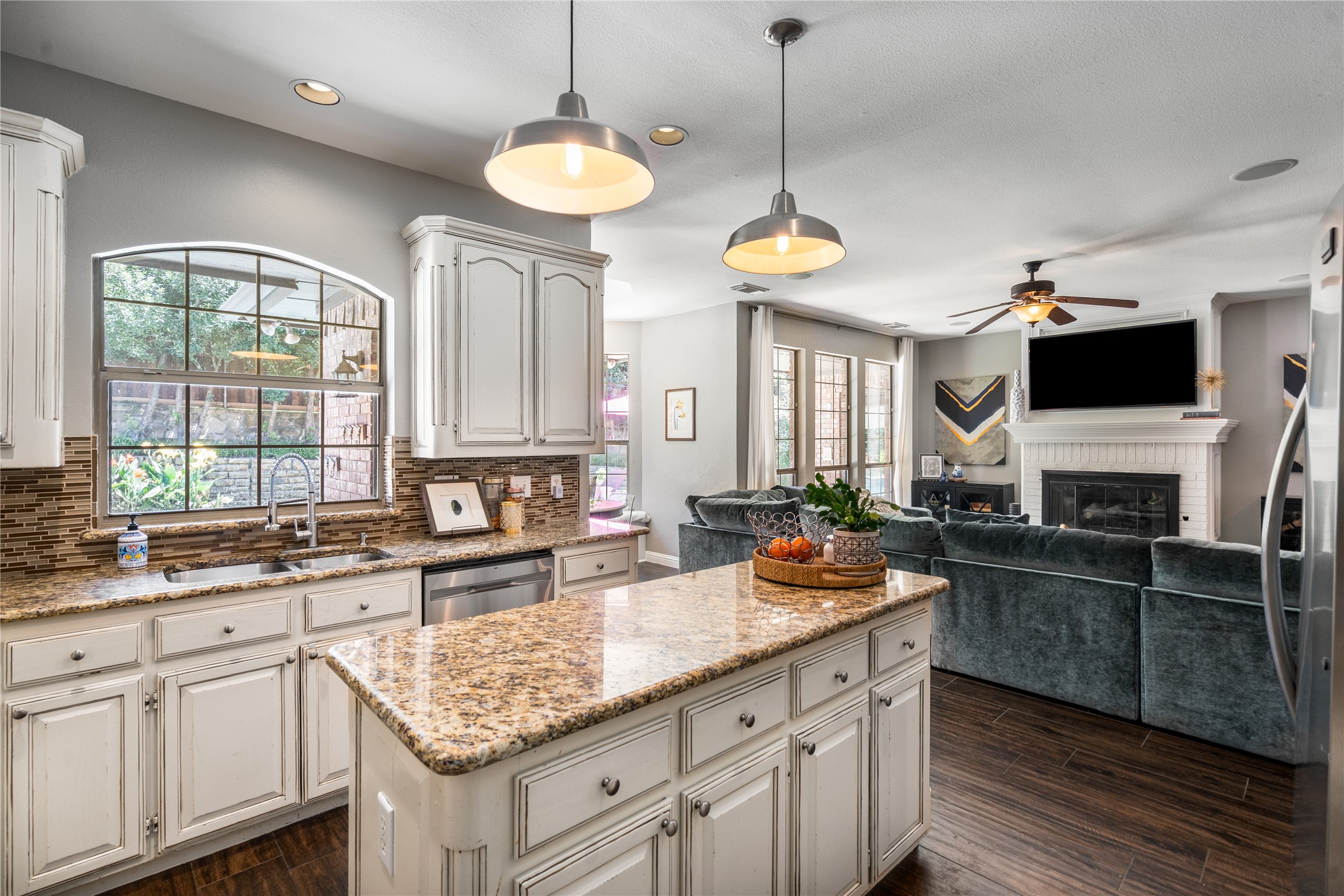 1016 Canongate Drive