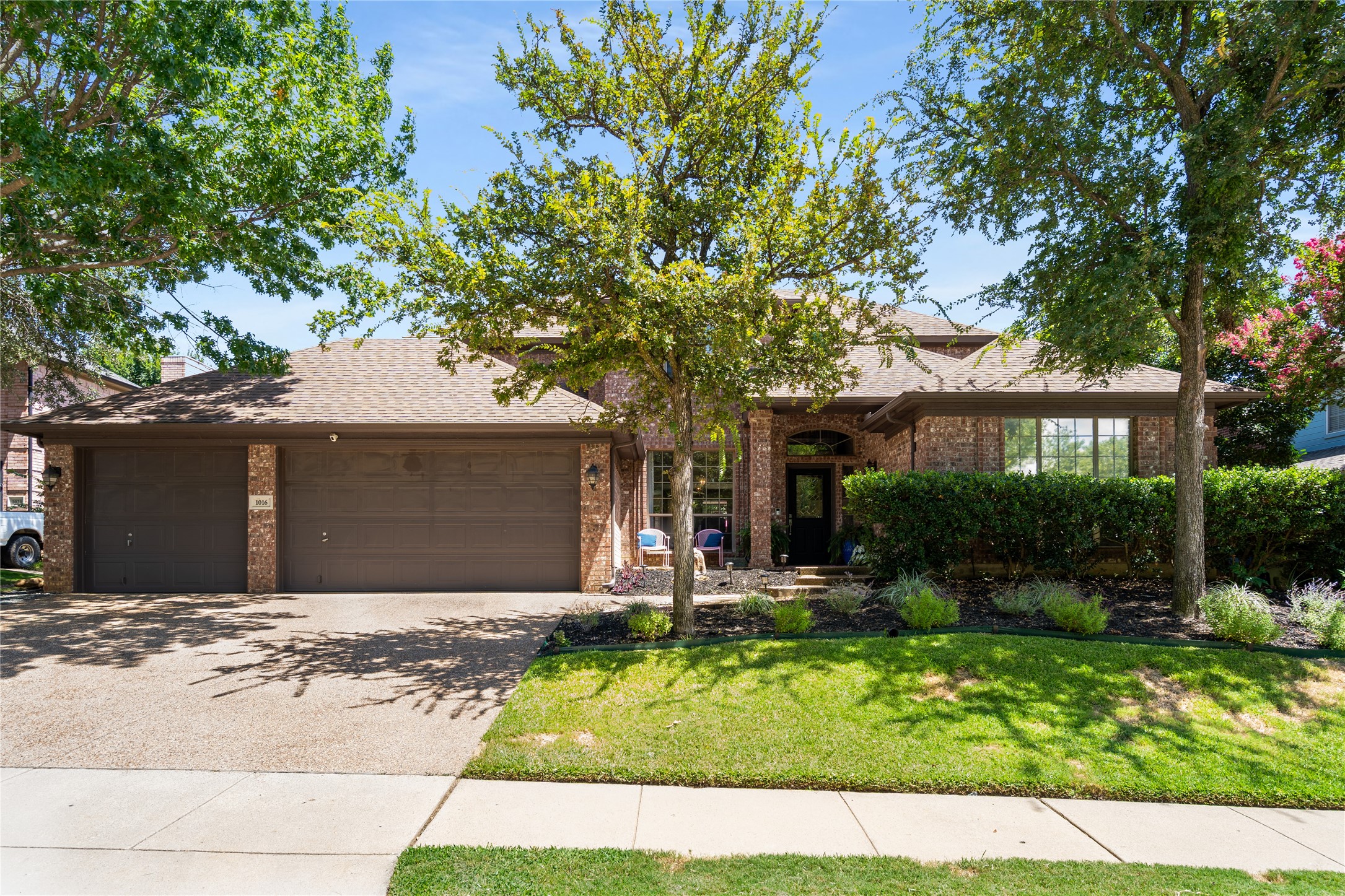 1016 Canongate Drive