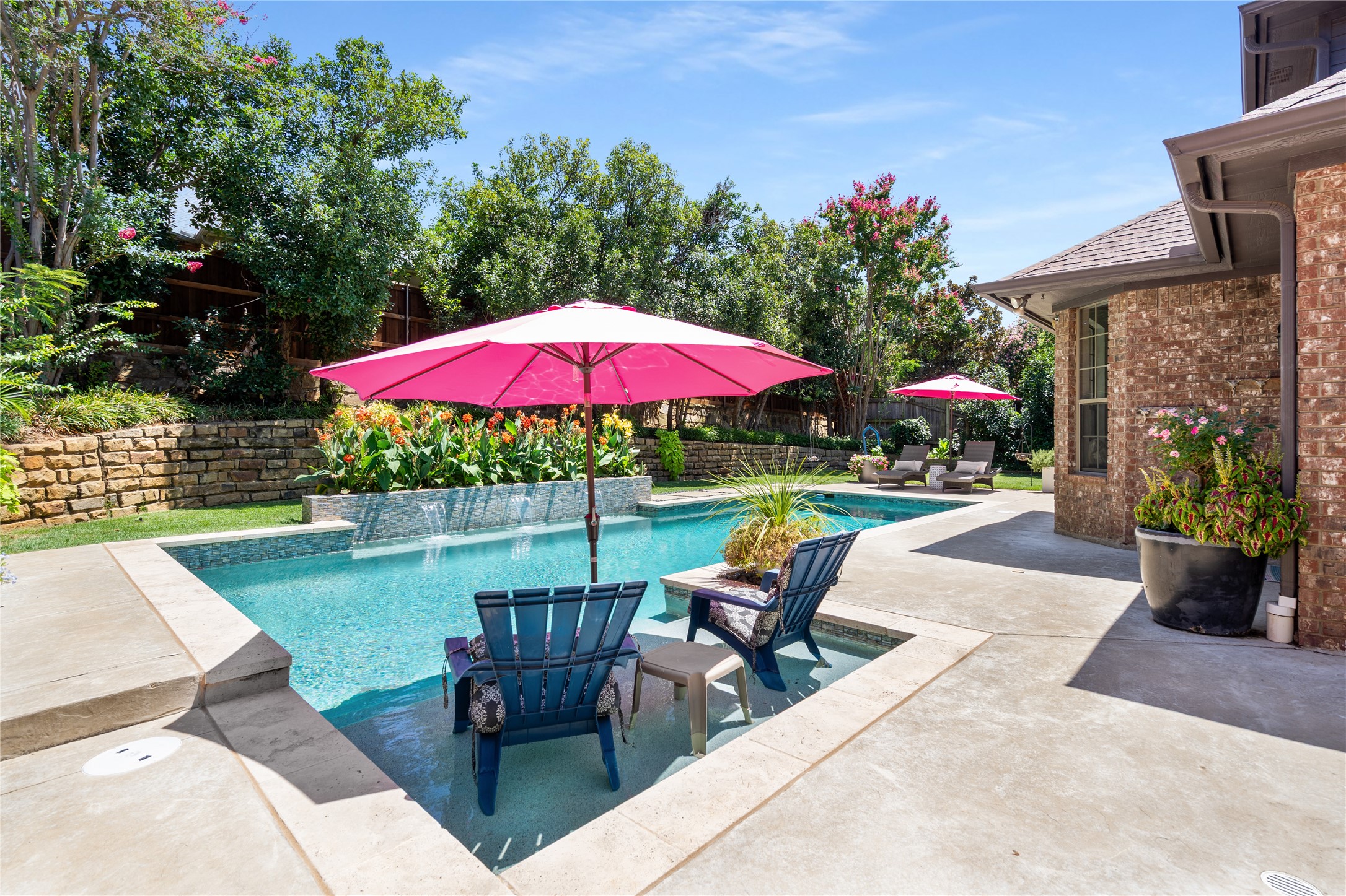 1016 Canongate Drive