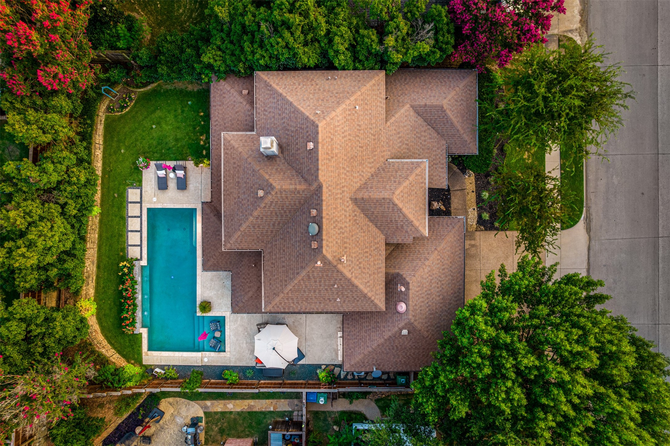 1016 Canongate Drive