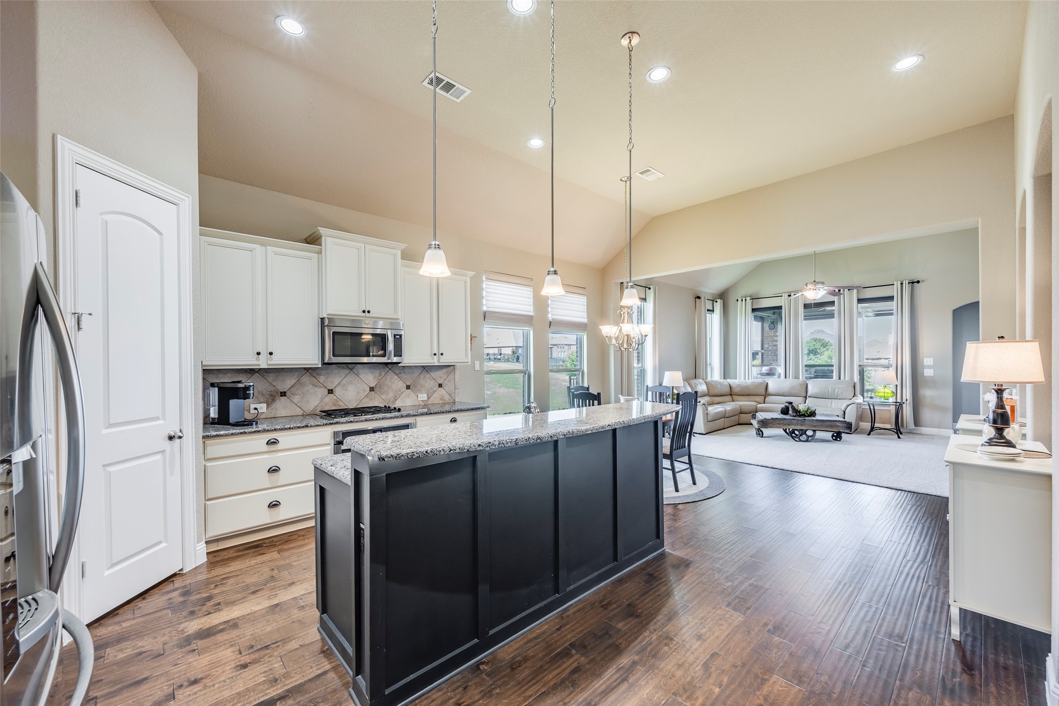 14701 Seventeen Lakes Boulevard