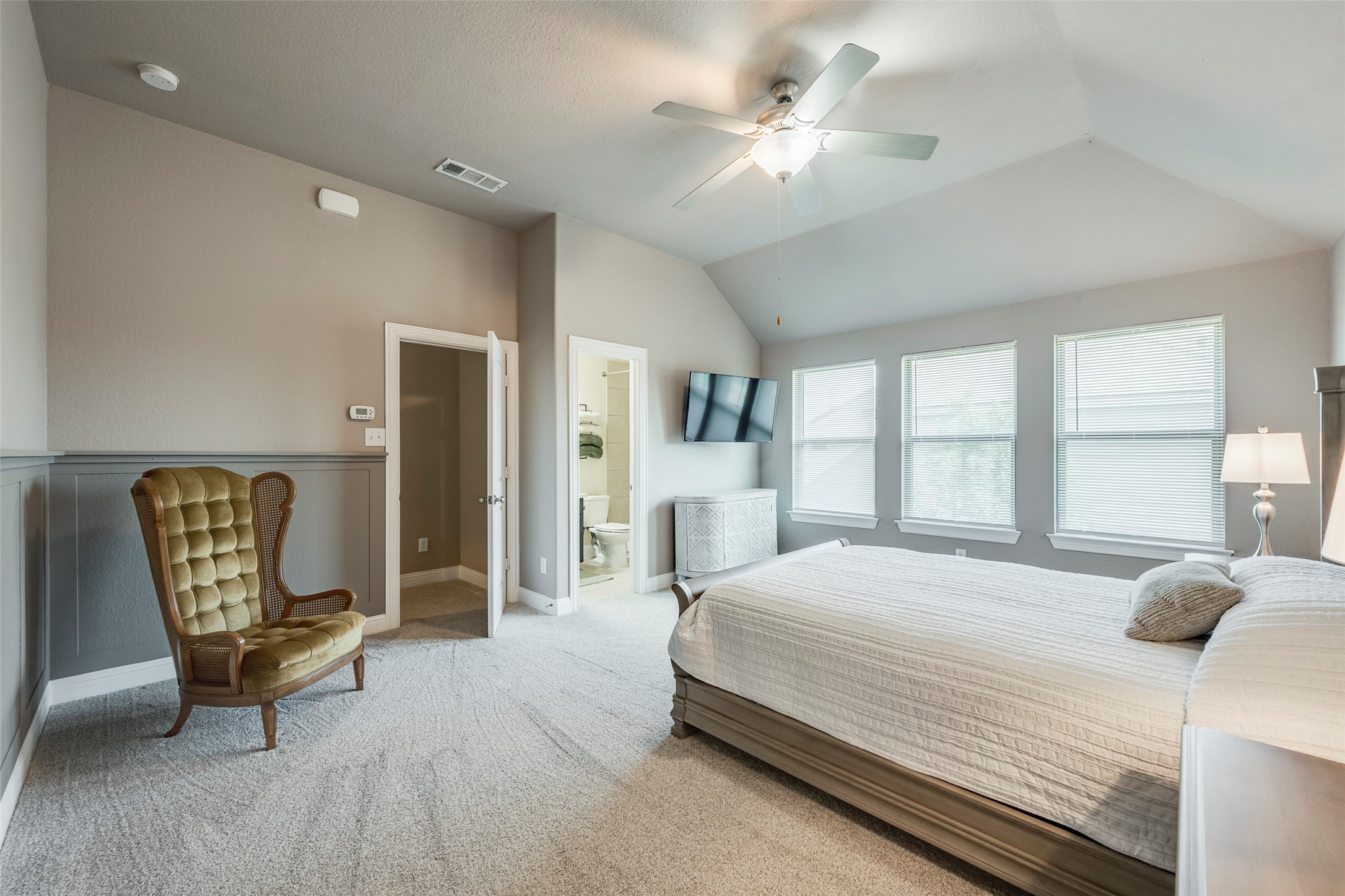 14701 Seventeen Lakes Boulevard