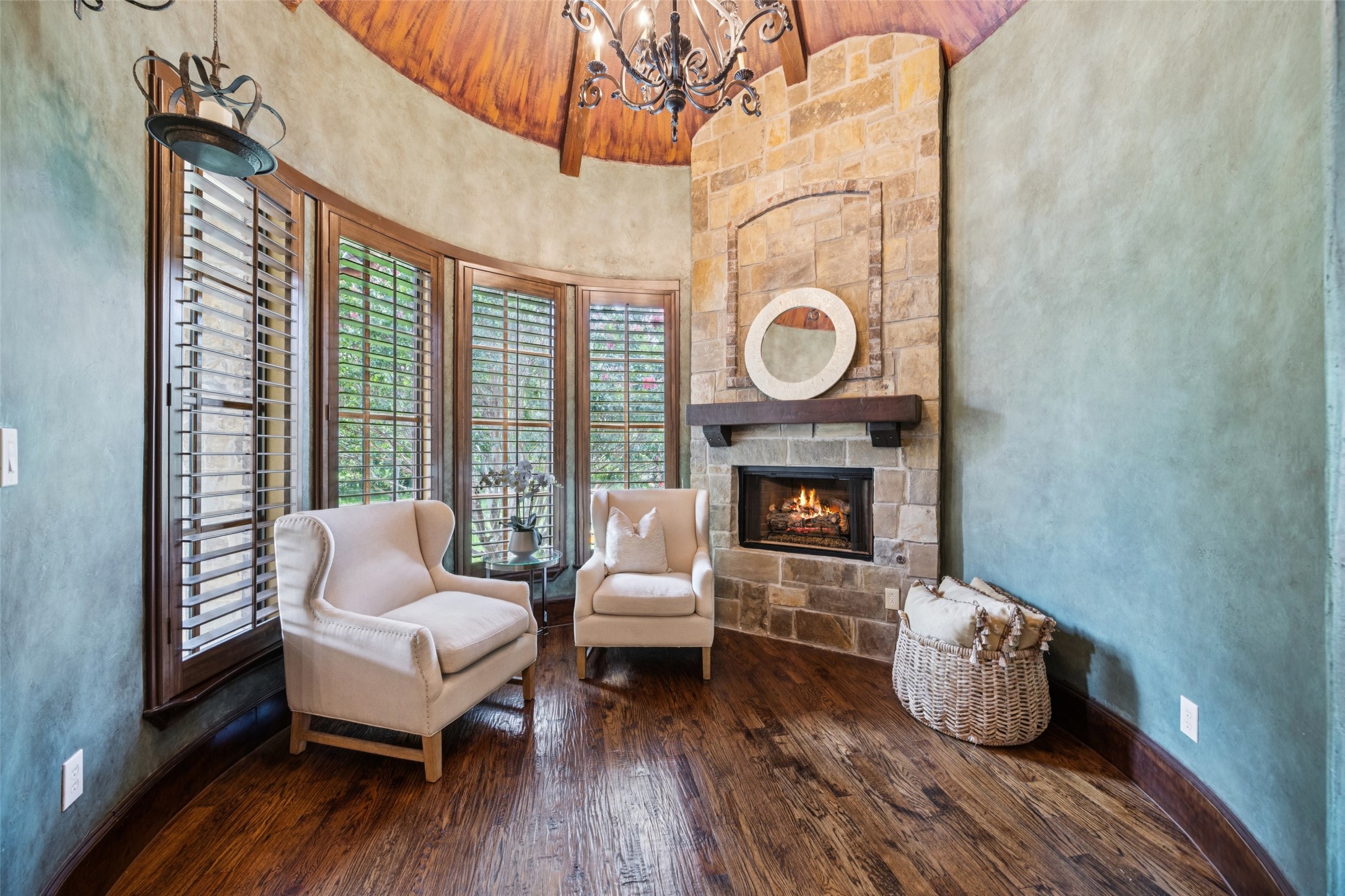 1508 Glenmeade Court