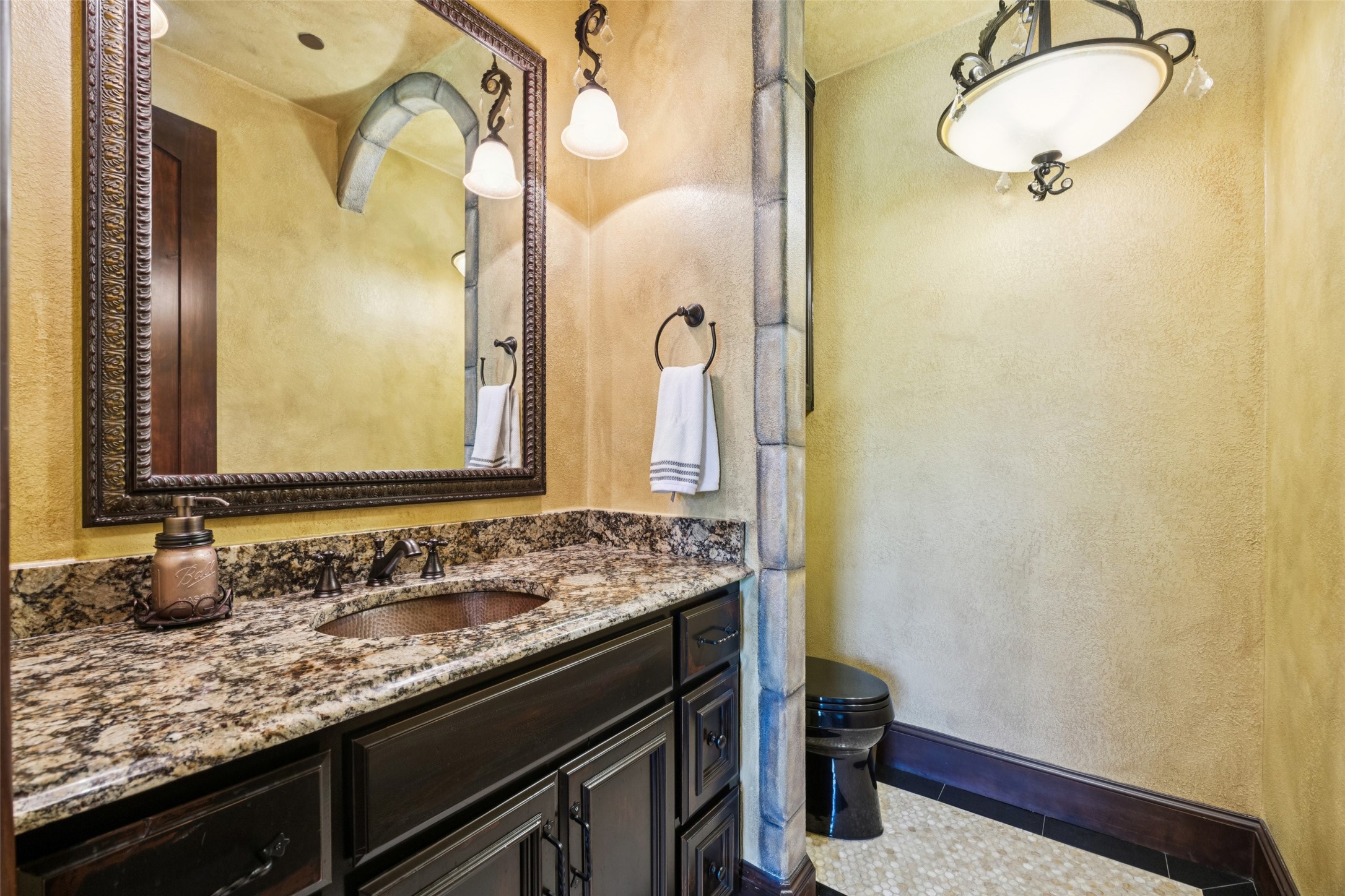 1508 Glenmeade Court