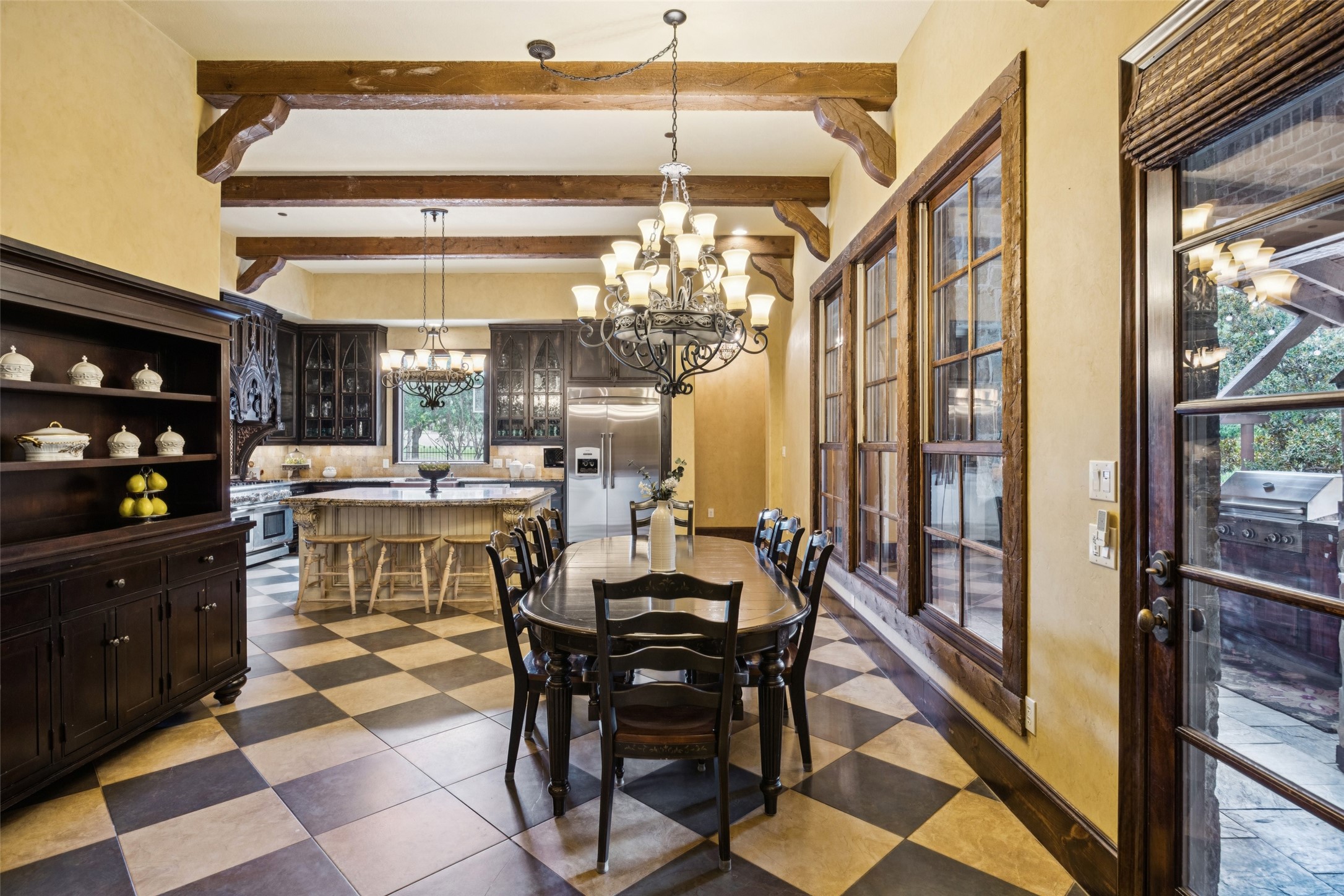 1508 Glenmeade Court