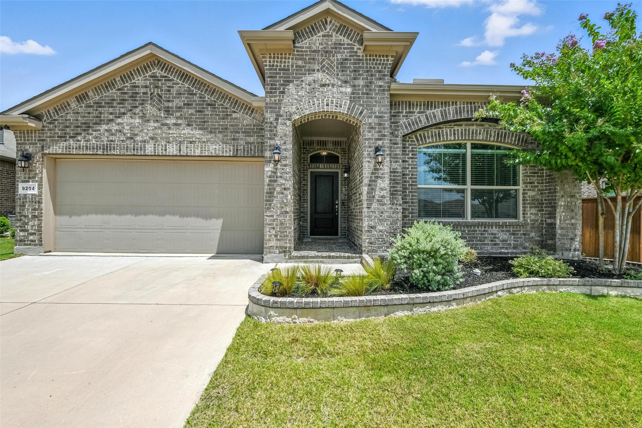 9204 Lace Cactus Drive