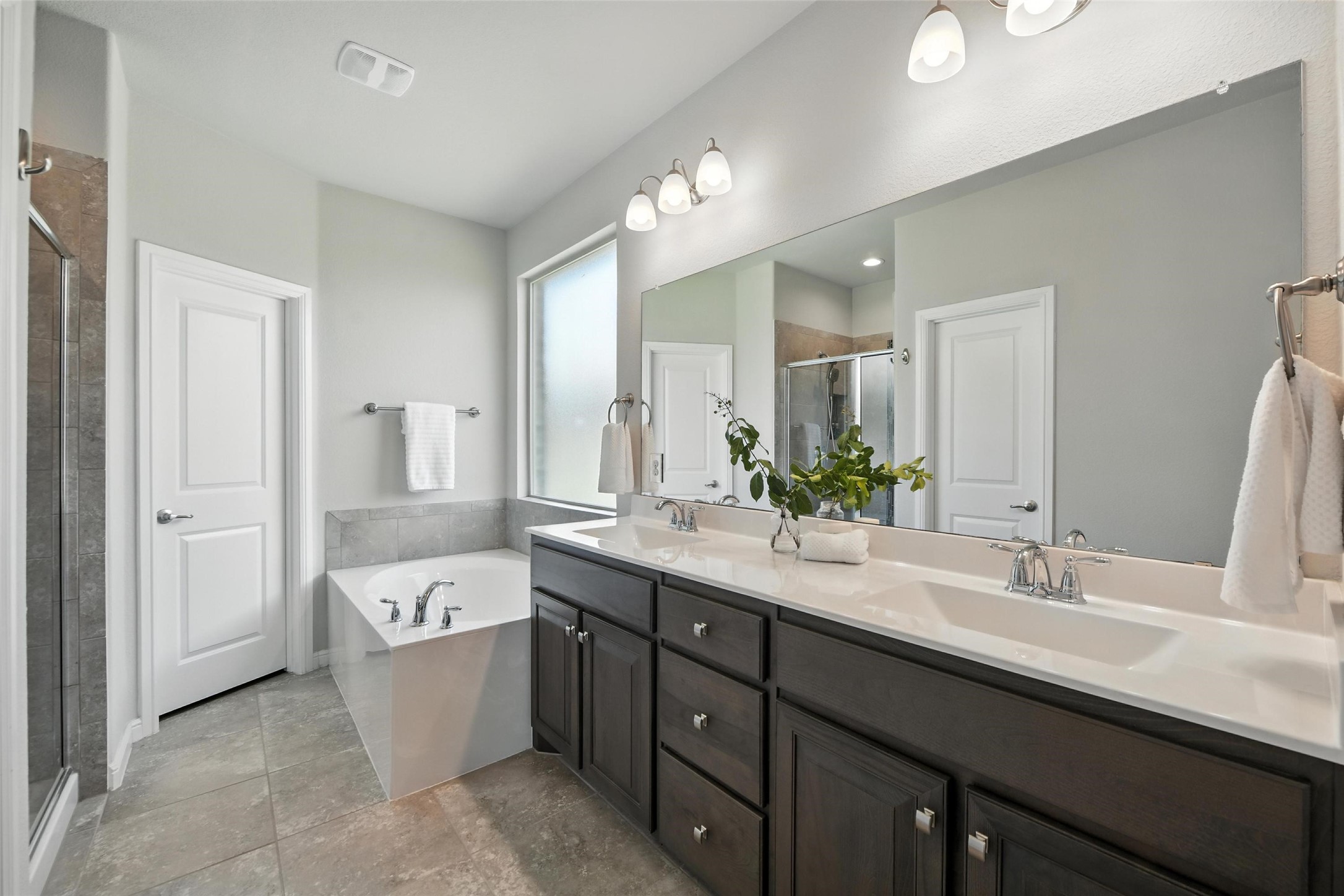 9204 Lace Cactus Drive