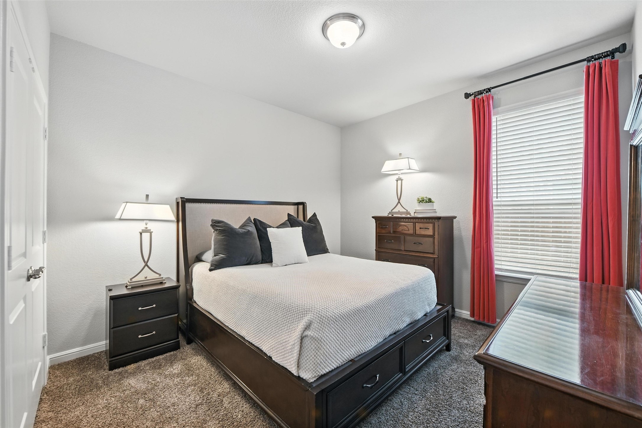 9204 Lace Cactus Drive