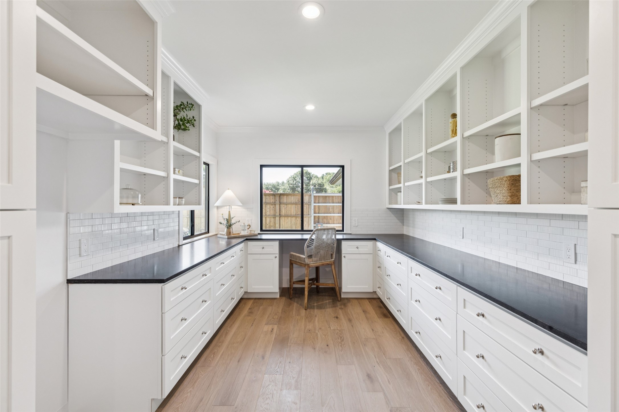 4042 Mendenhall Drive