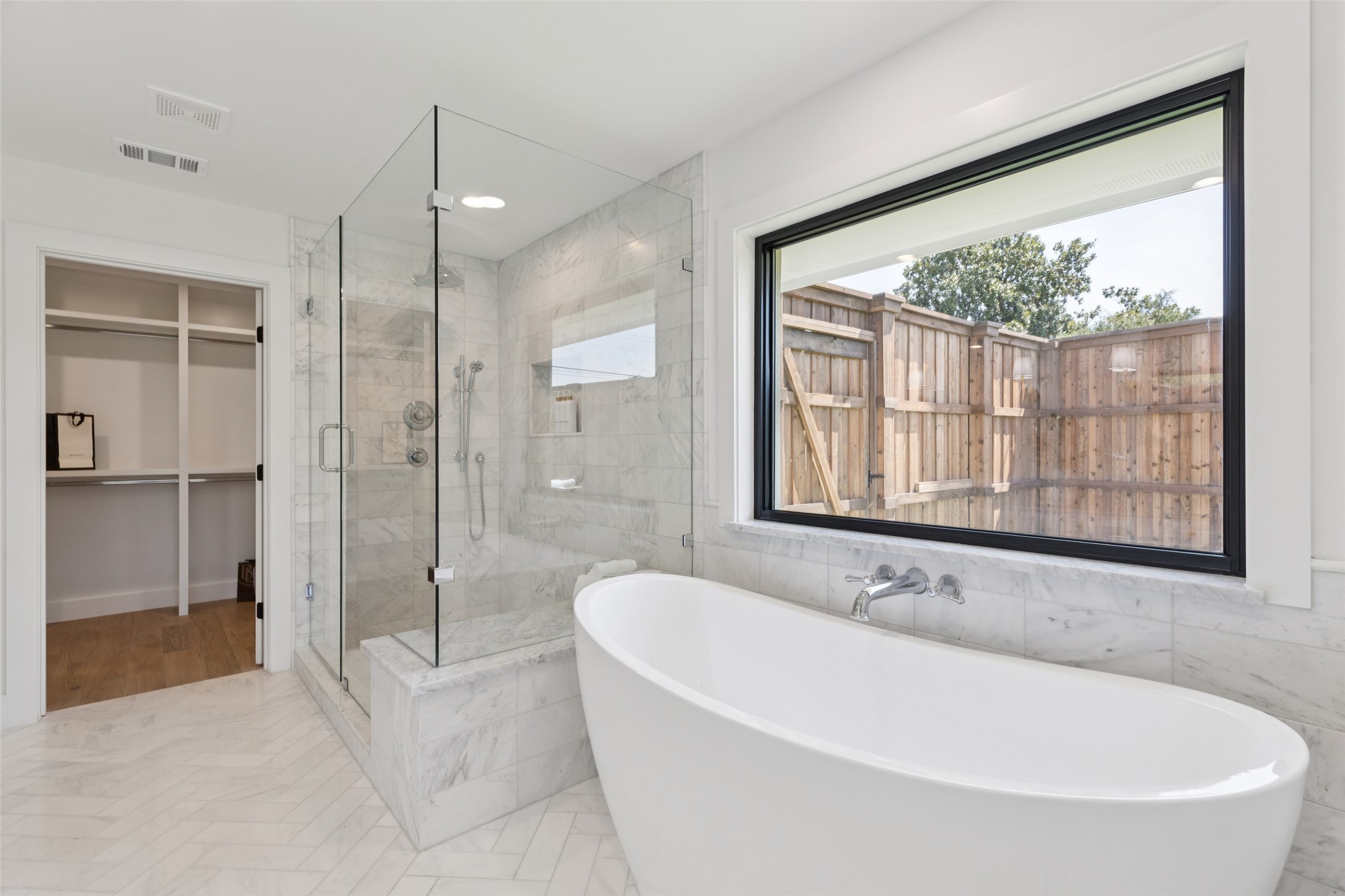 4042 Mendenhall Drive