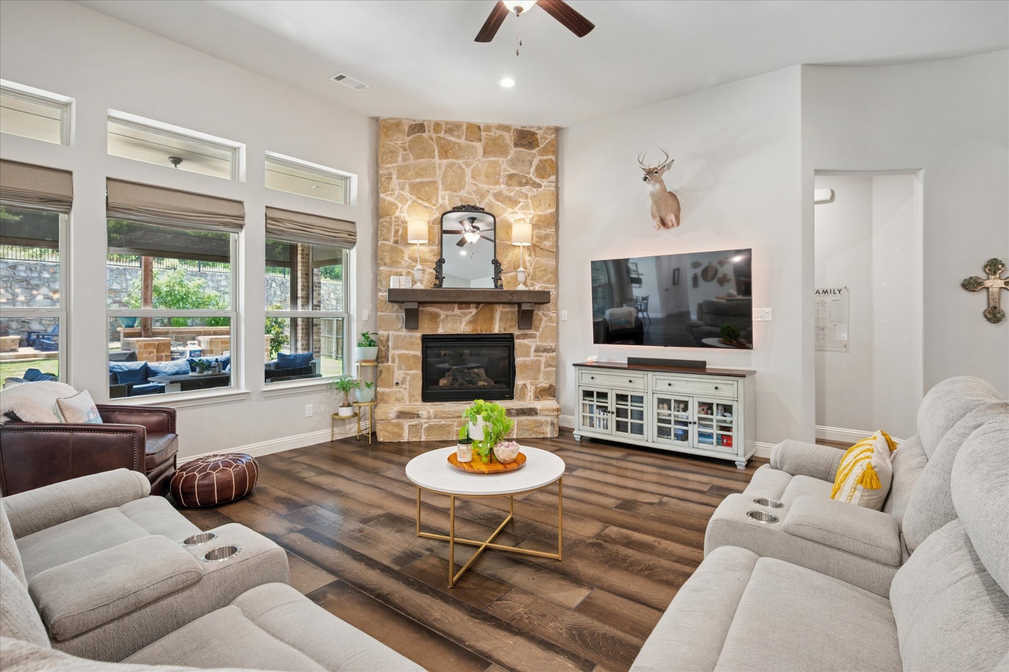 9629 Croswell Street