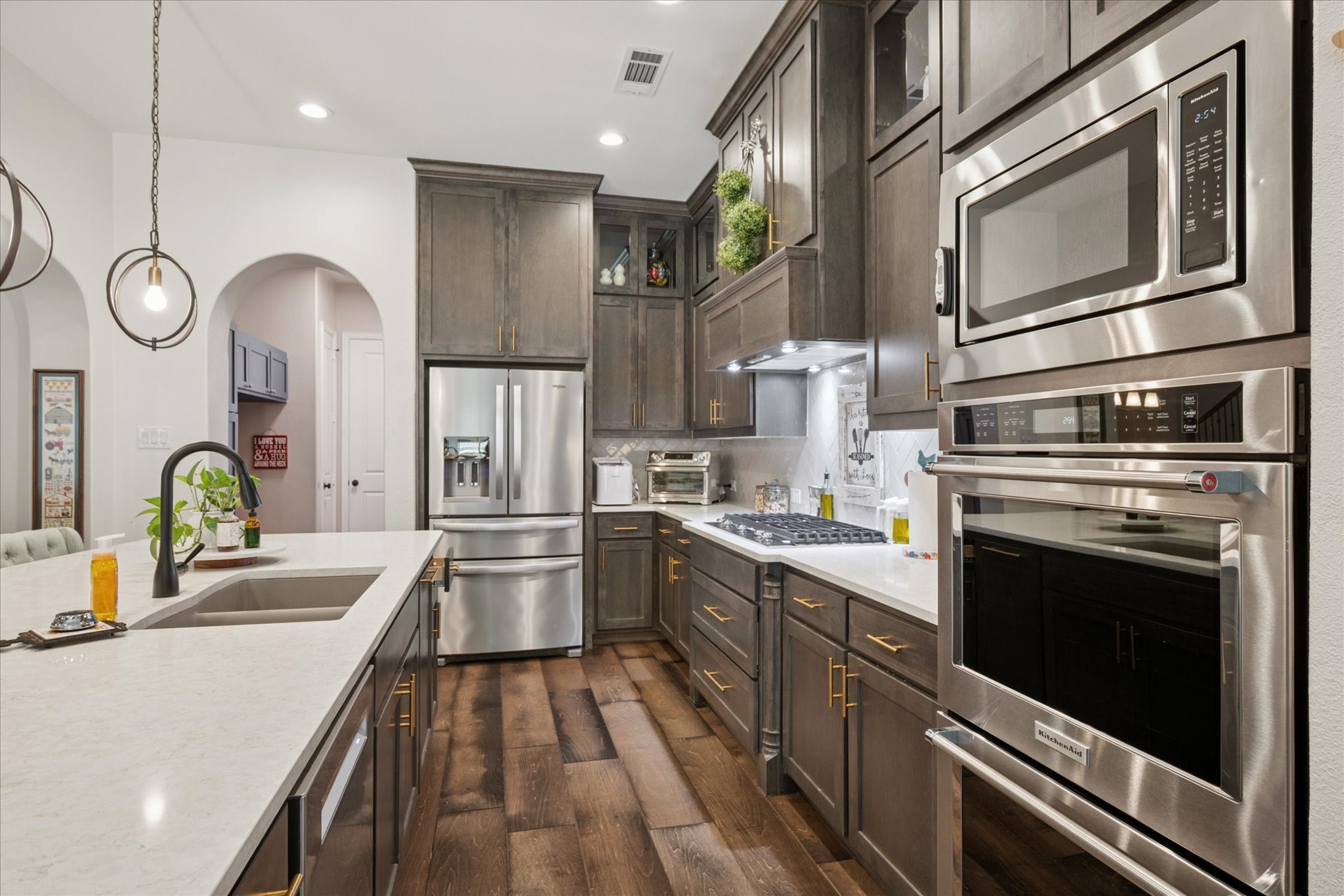 9629 Croswell Street