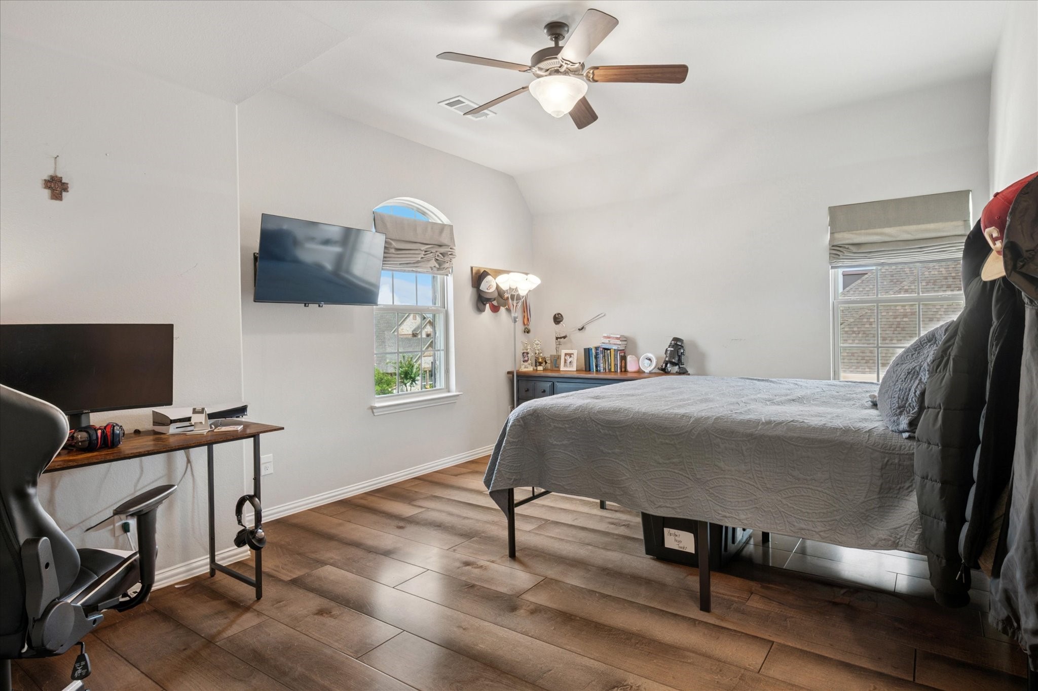 9629 Croswell Street