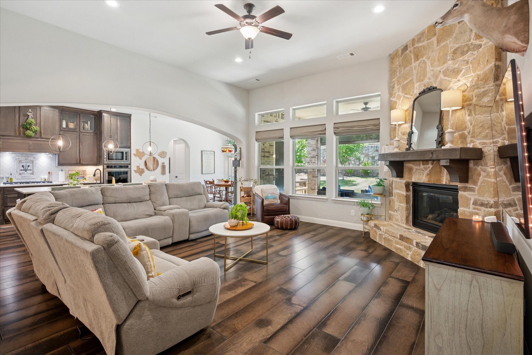 9629 Croswell Street