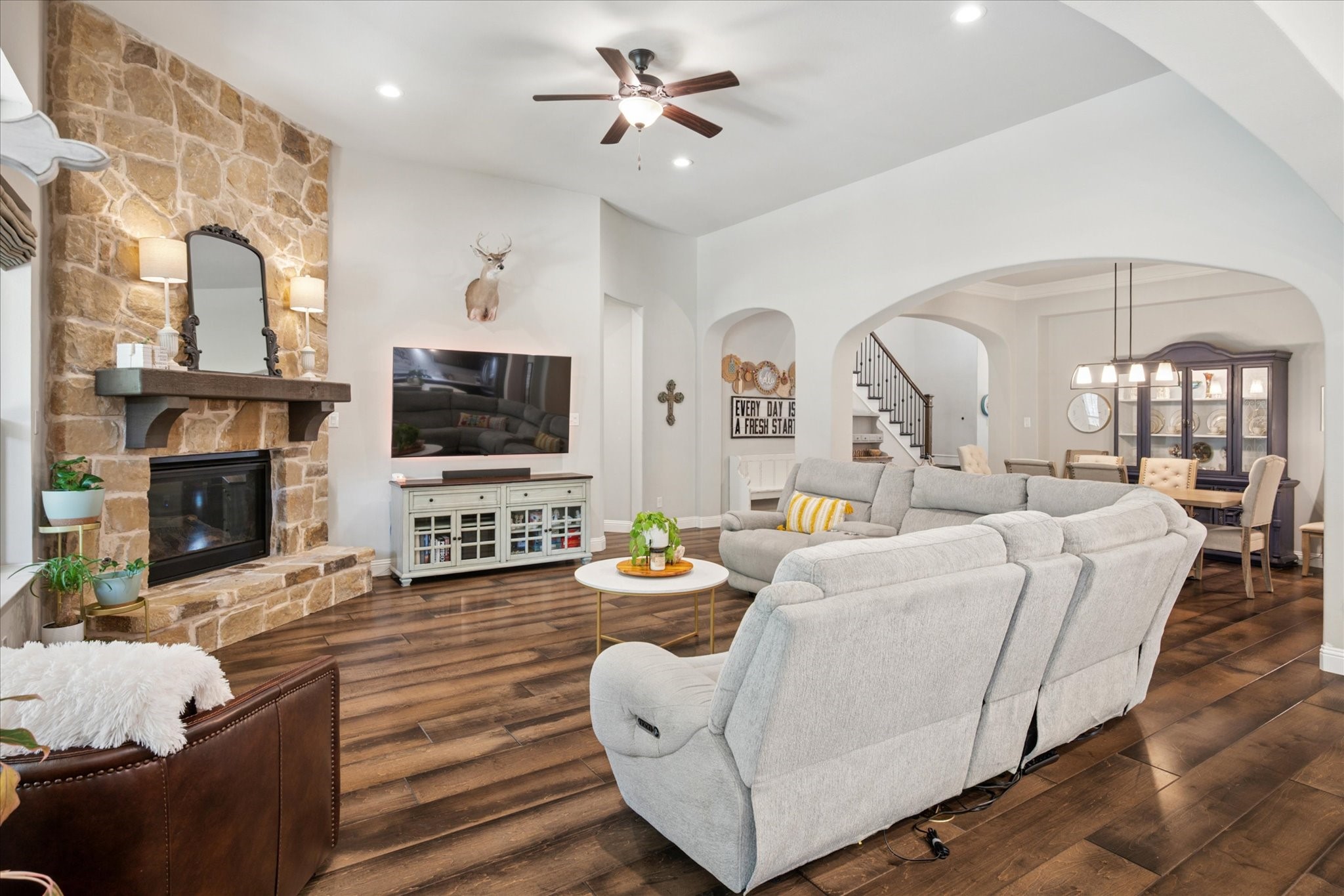 9629 Croswell Street