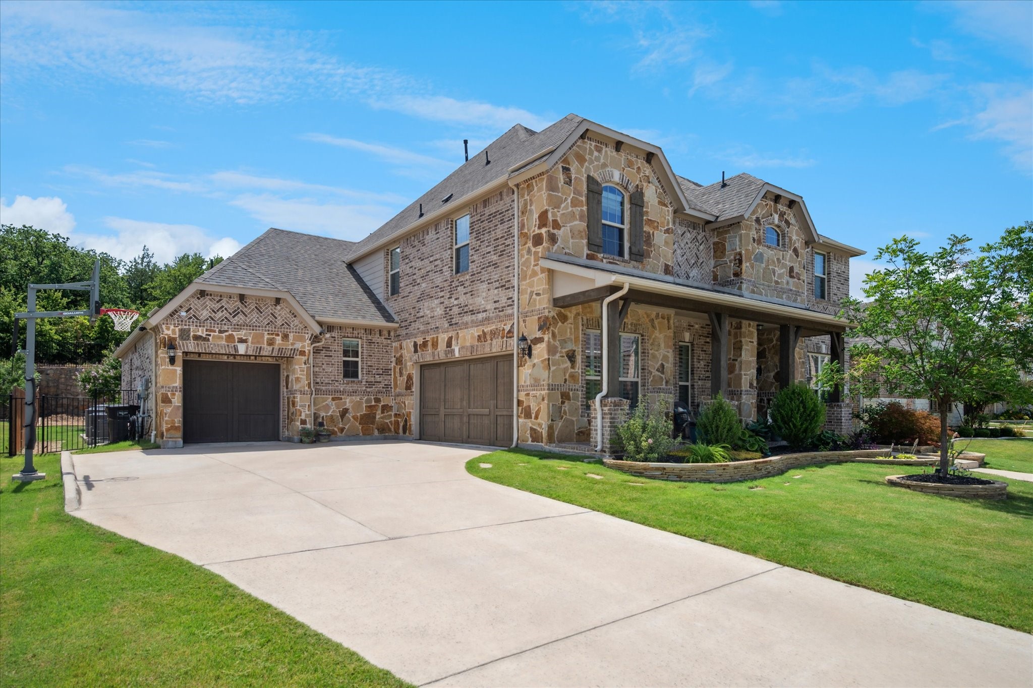 9629 Croswell Street