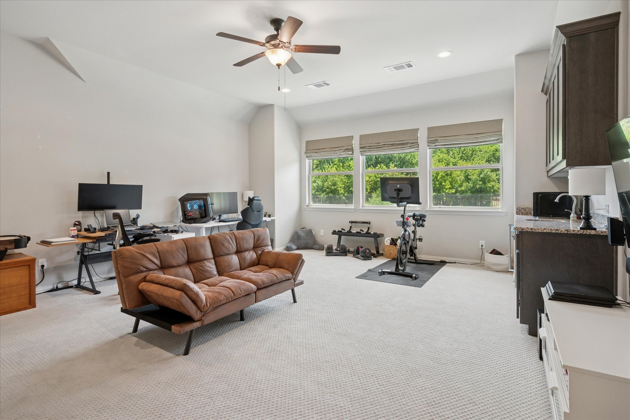 9629 Croswell Street