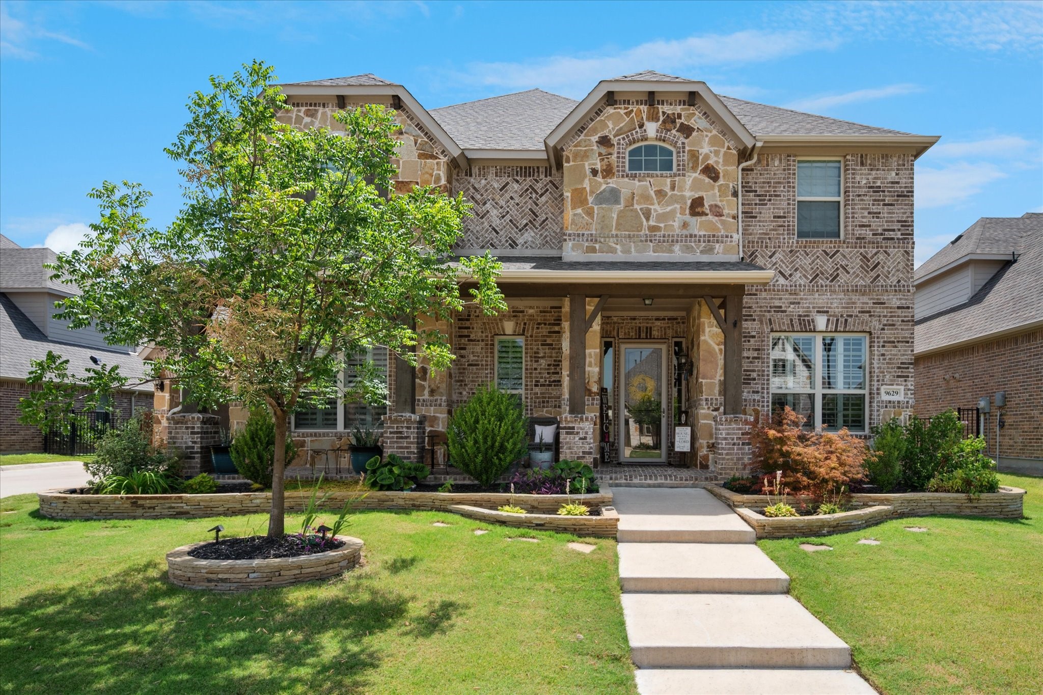 9629 Croswell Street