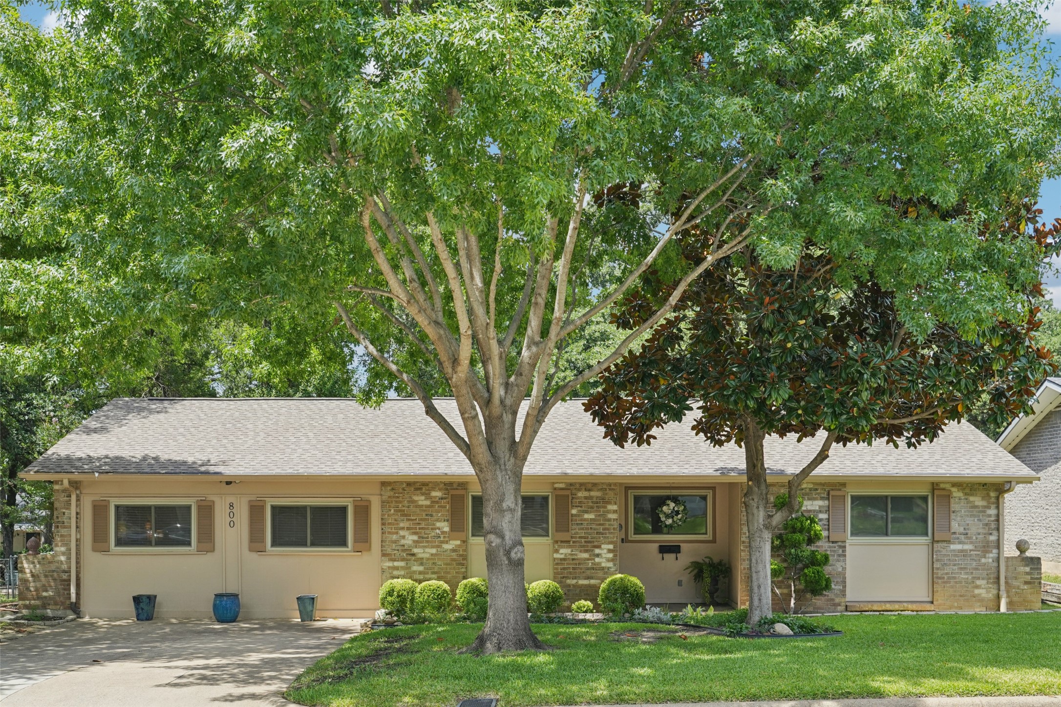 800 Shelmar Drive
