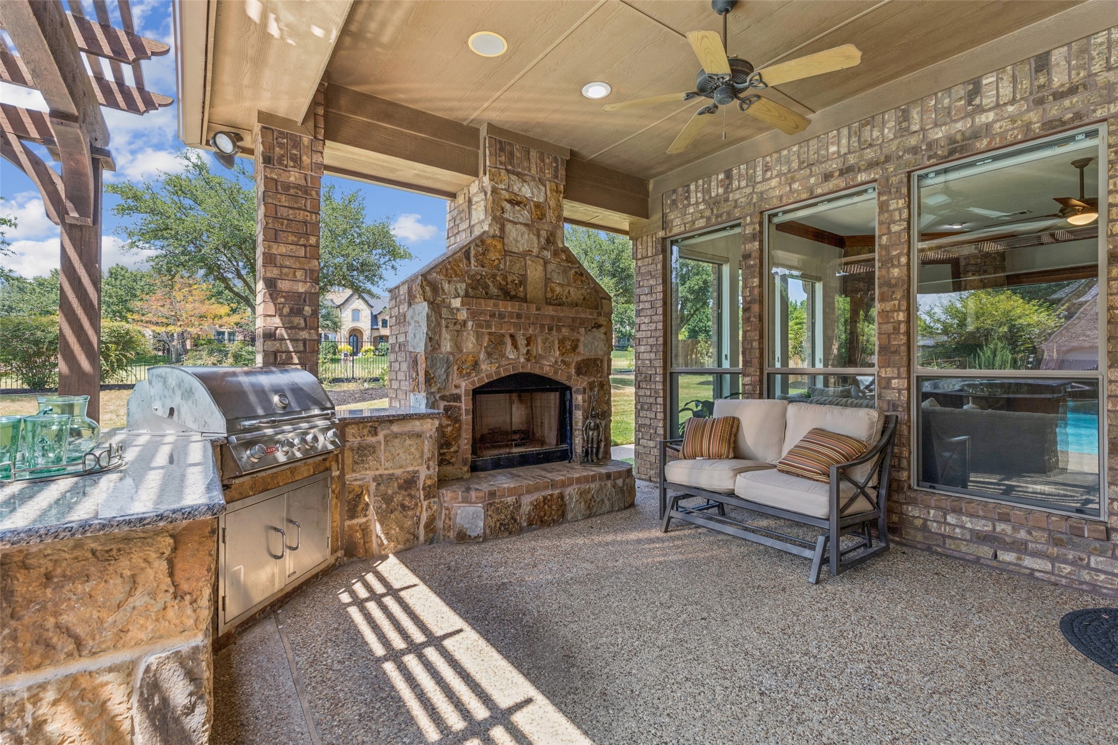 2405 Fernwood Drive