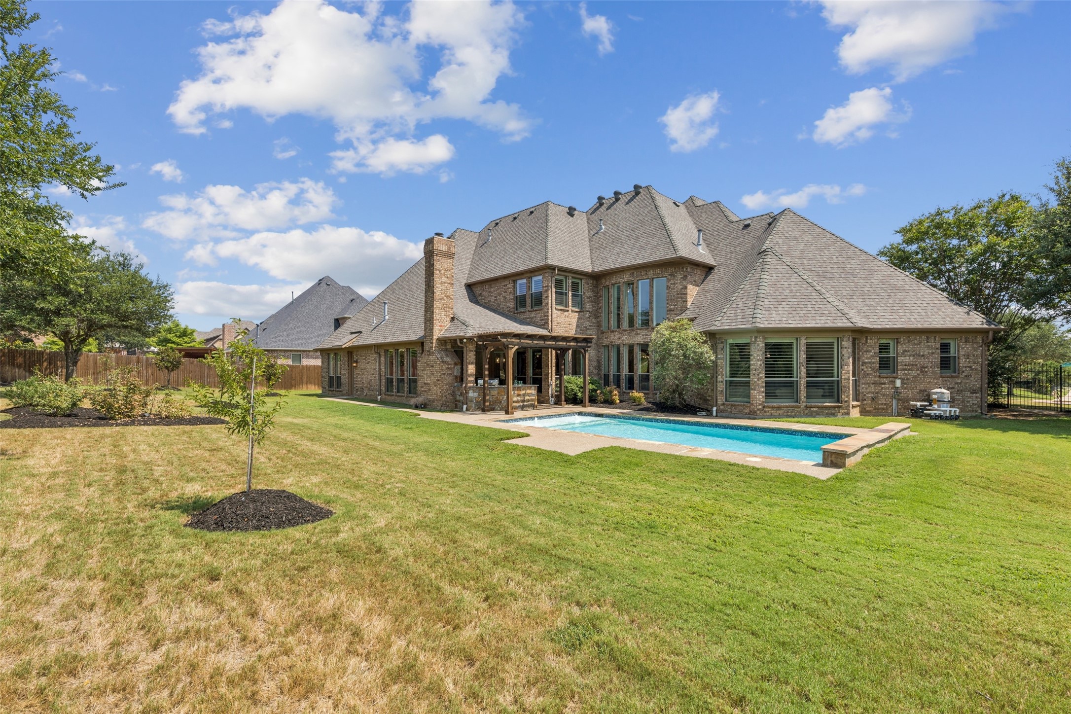 2405 Fernwood Drive