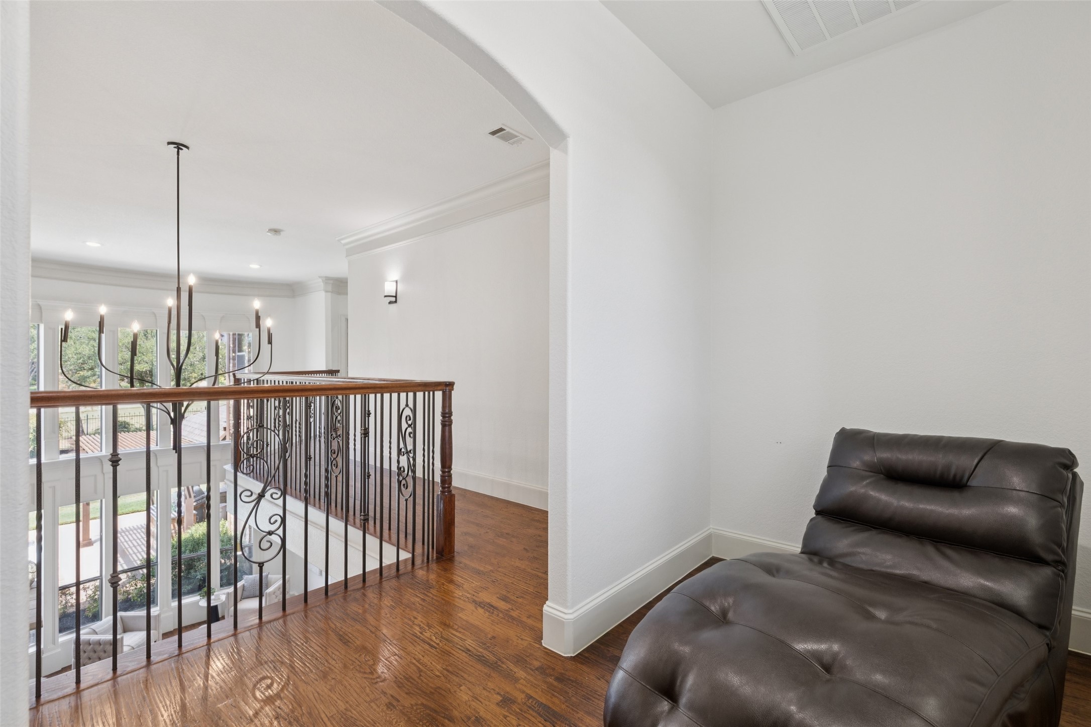 2405 Fernwood Drive