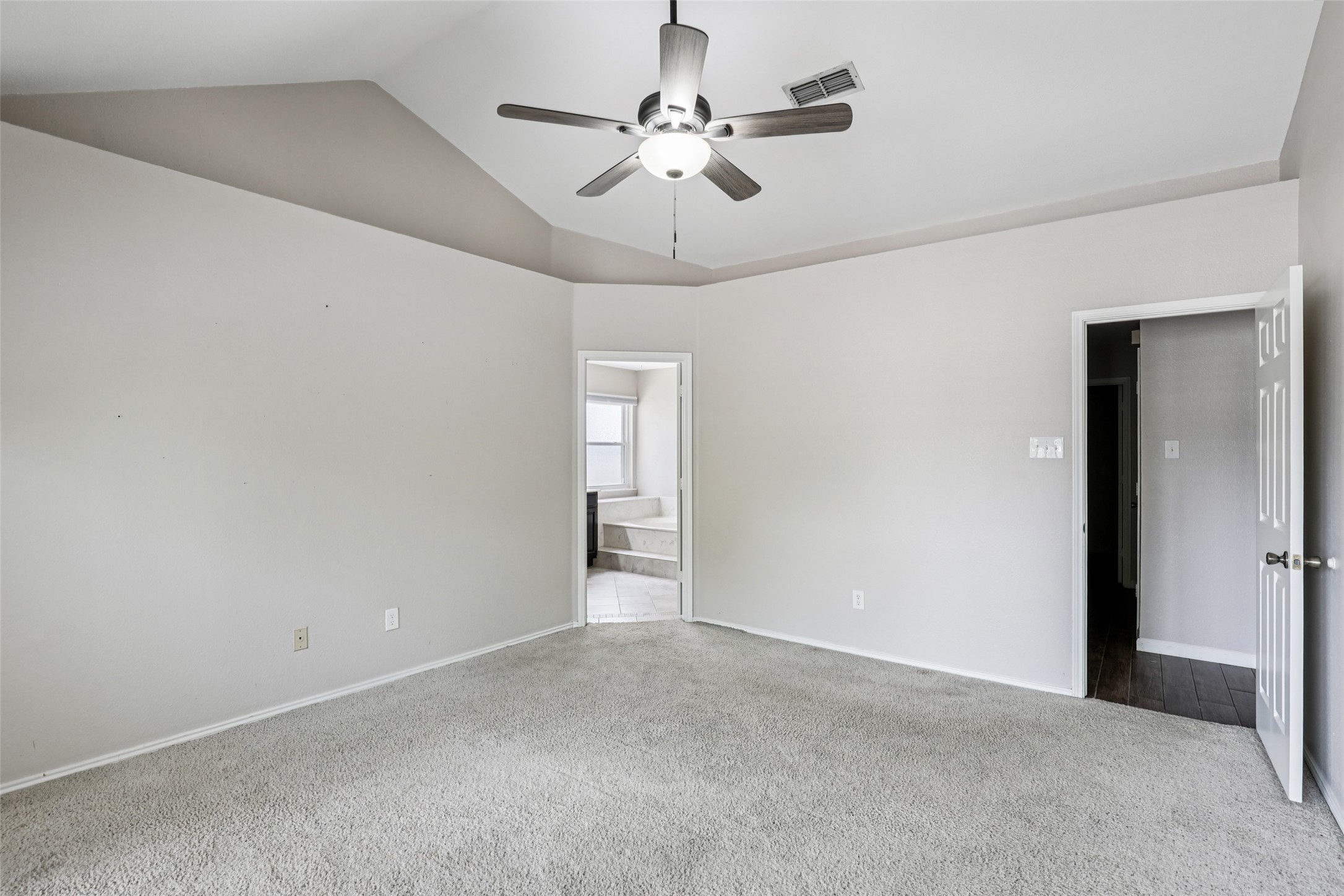 4705 Glenbrook Drive