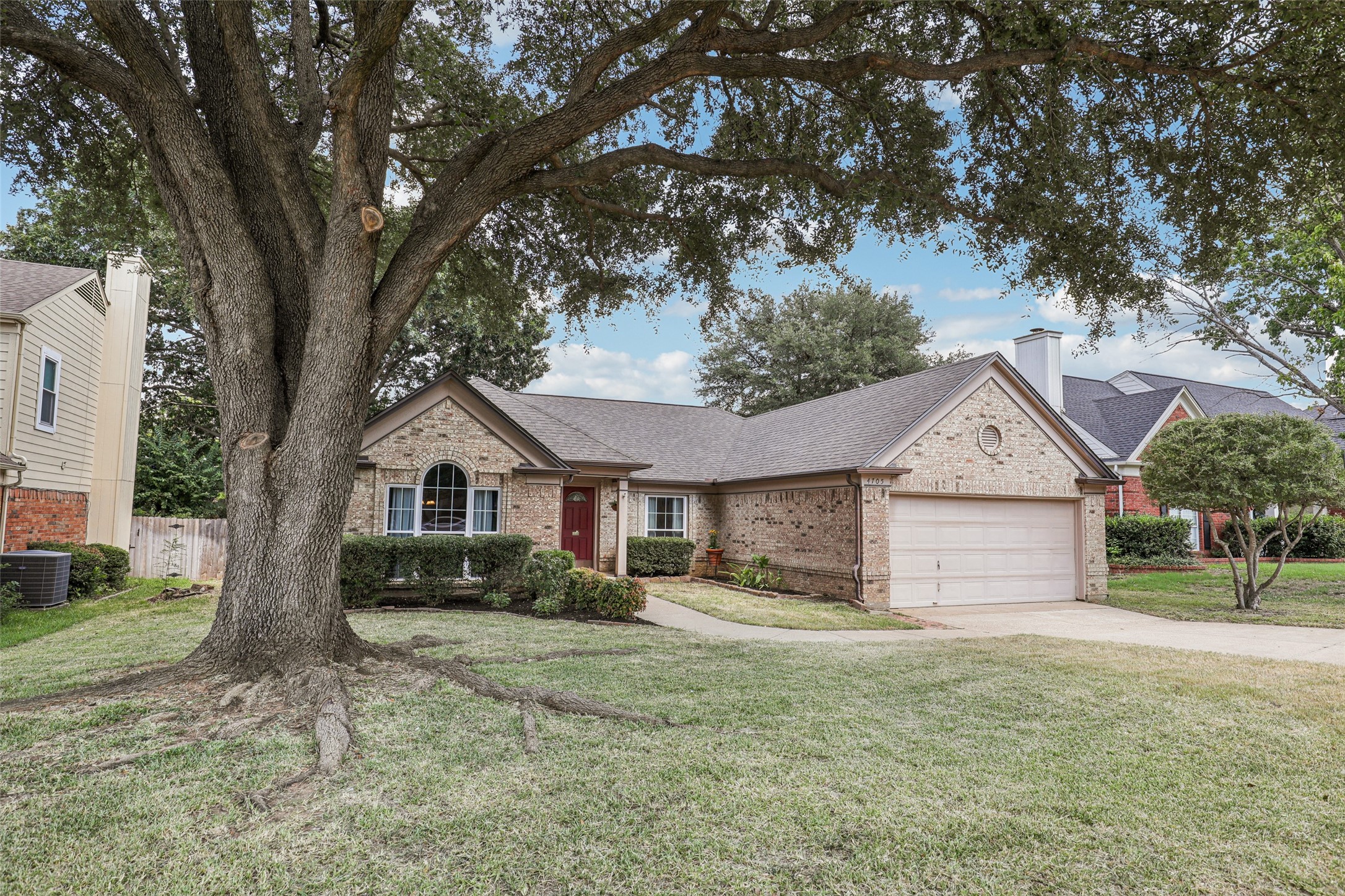 4705 Glenbrook Drive