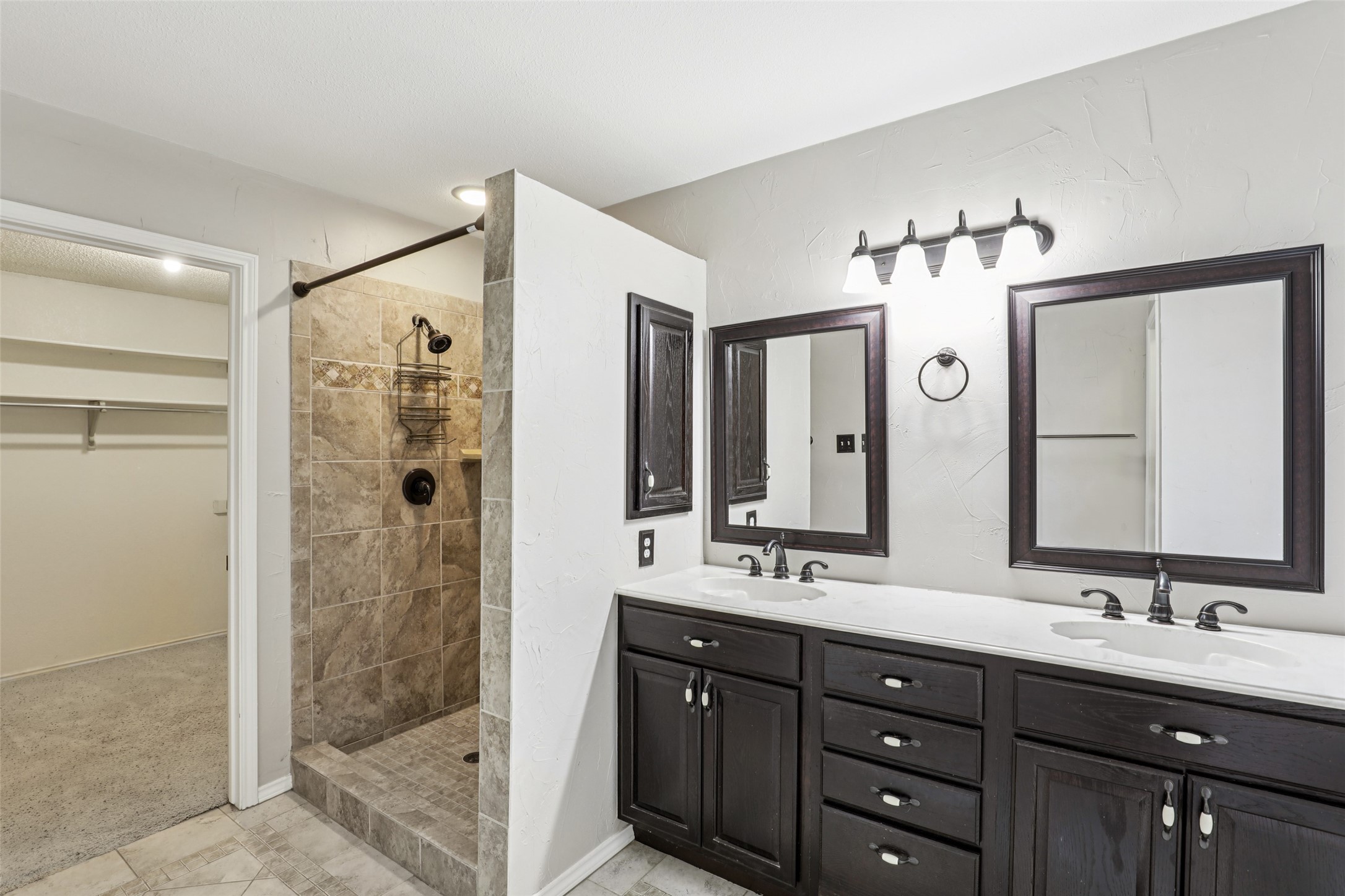 4705 Glenbrook Drive