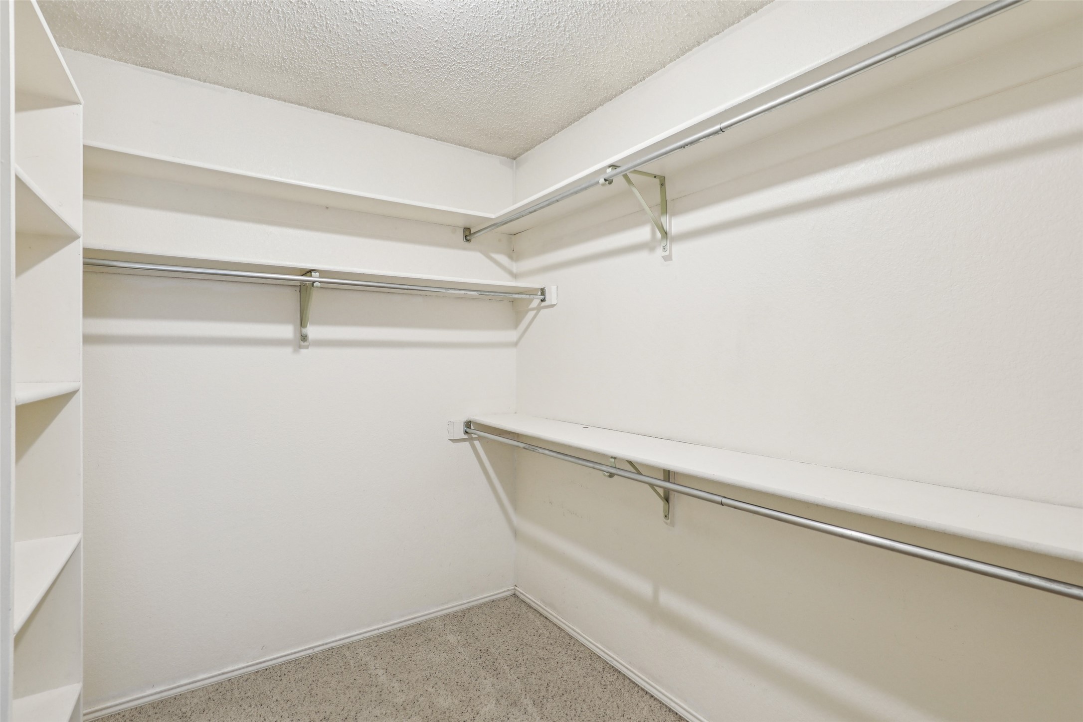 4705 Glenbrook Drive