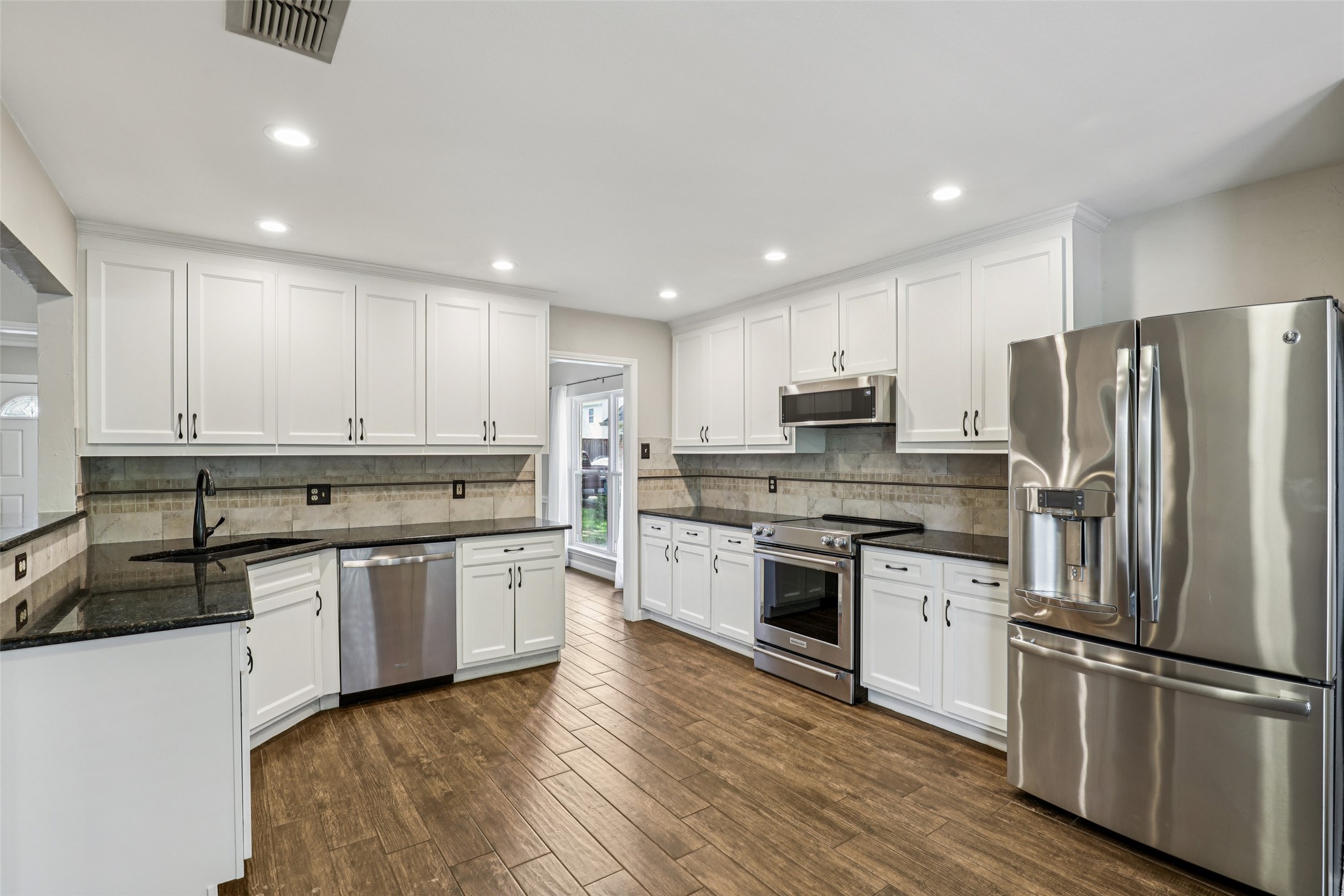 4705 Glenbrook Drive