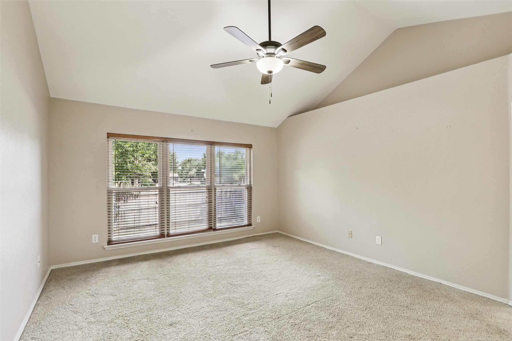 4705 Glenbrook Drive