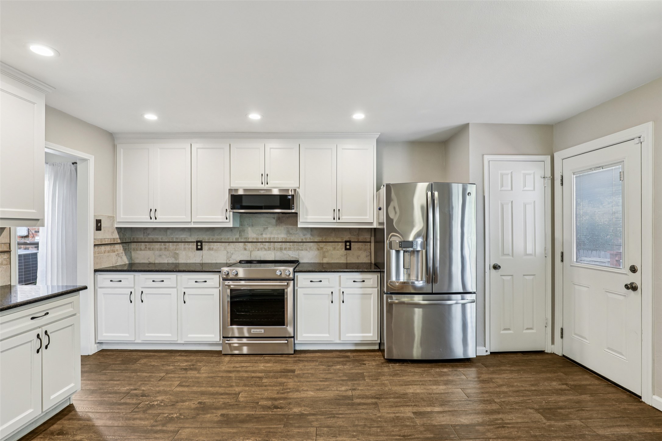 4705 Glenbrook Drive